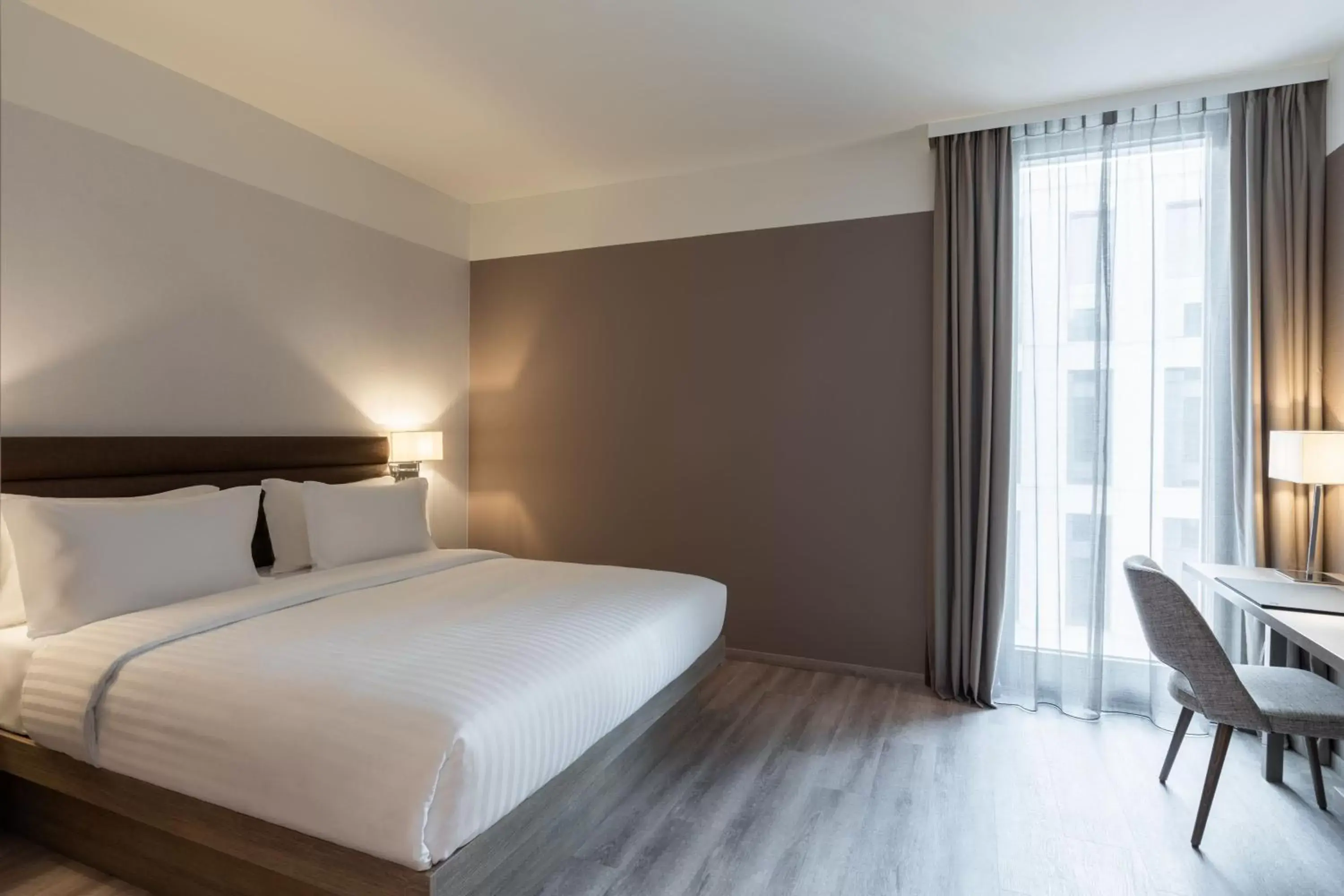 King Room in AC Hotel by Marriott Wuerzburg King Room in AC Hotel by Marriott Wuerzburg