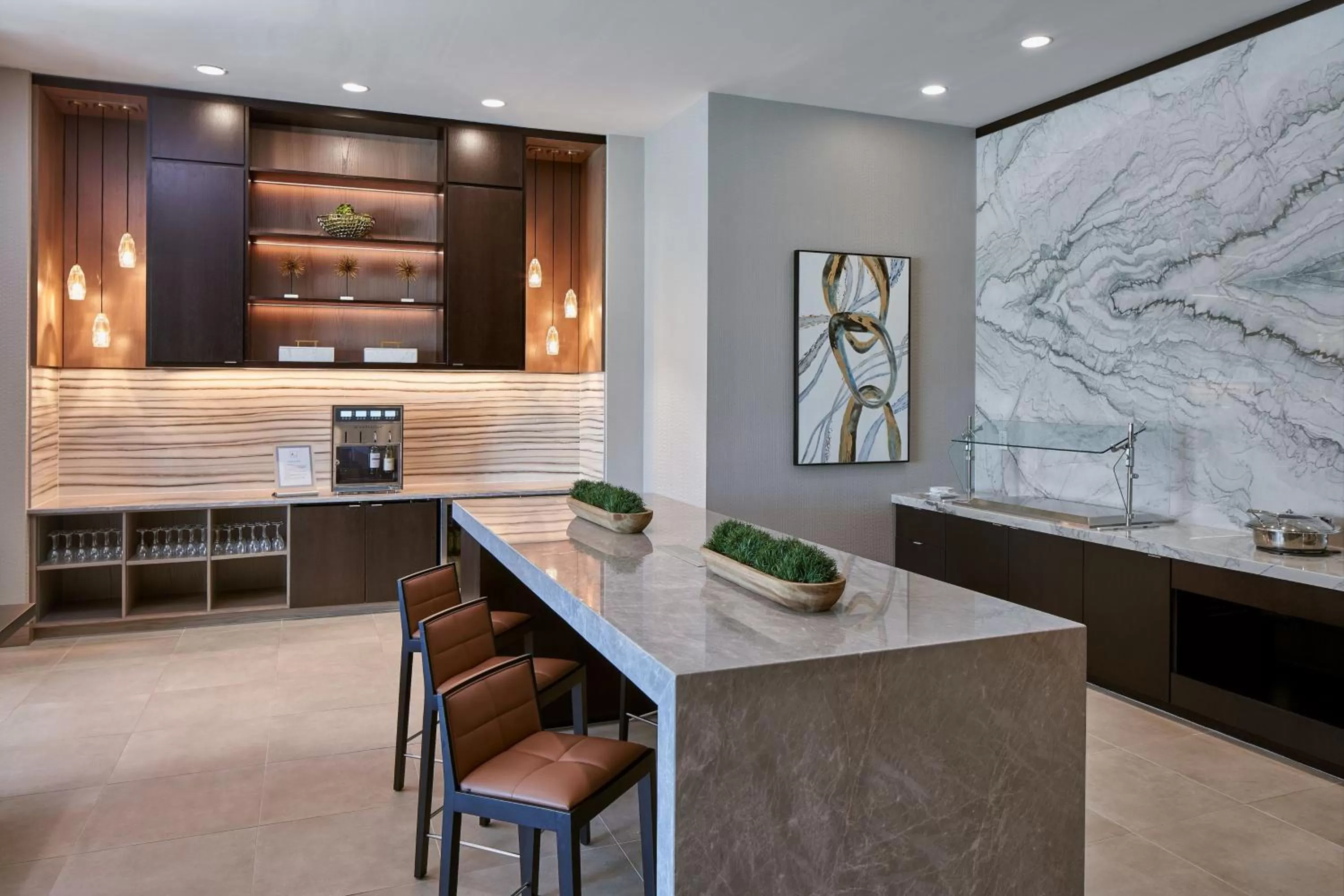 Lounge or bar in Franklin Marriott Cool Springs