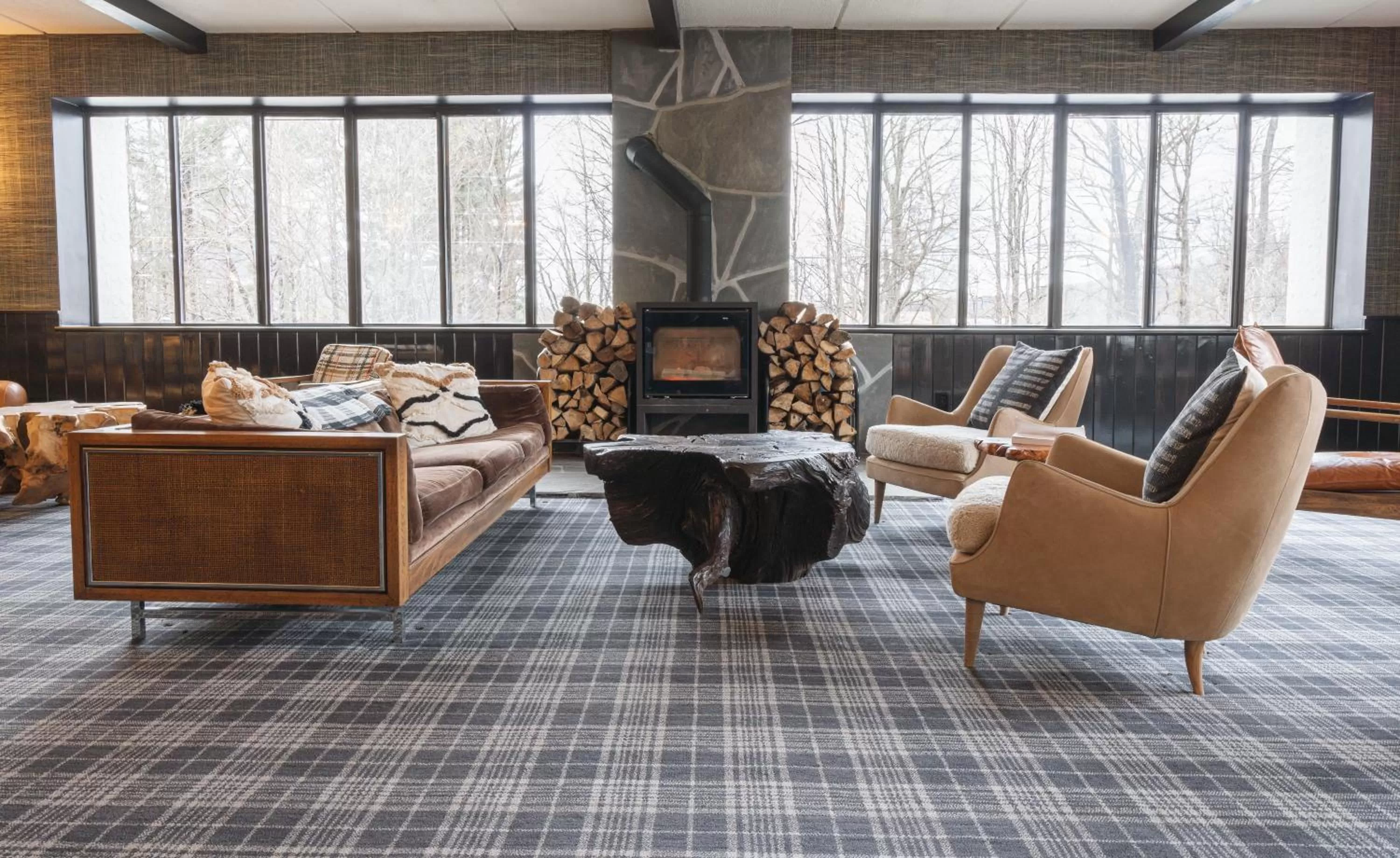 Seating area in Hunter Lodge, a Bluebird by Lark