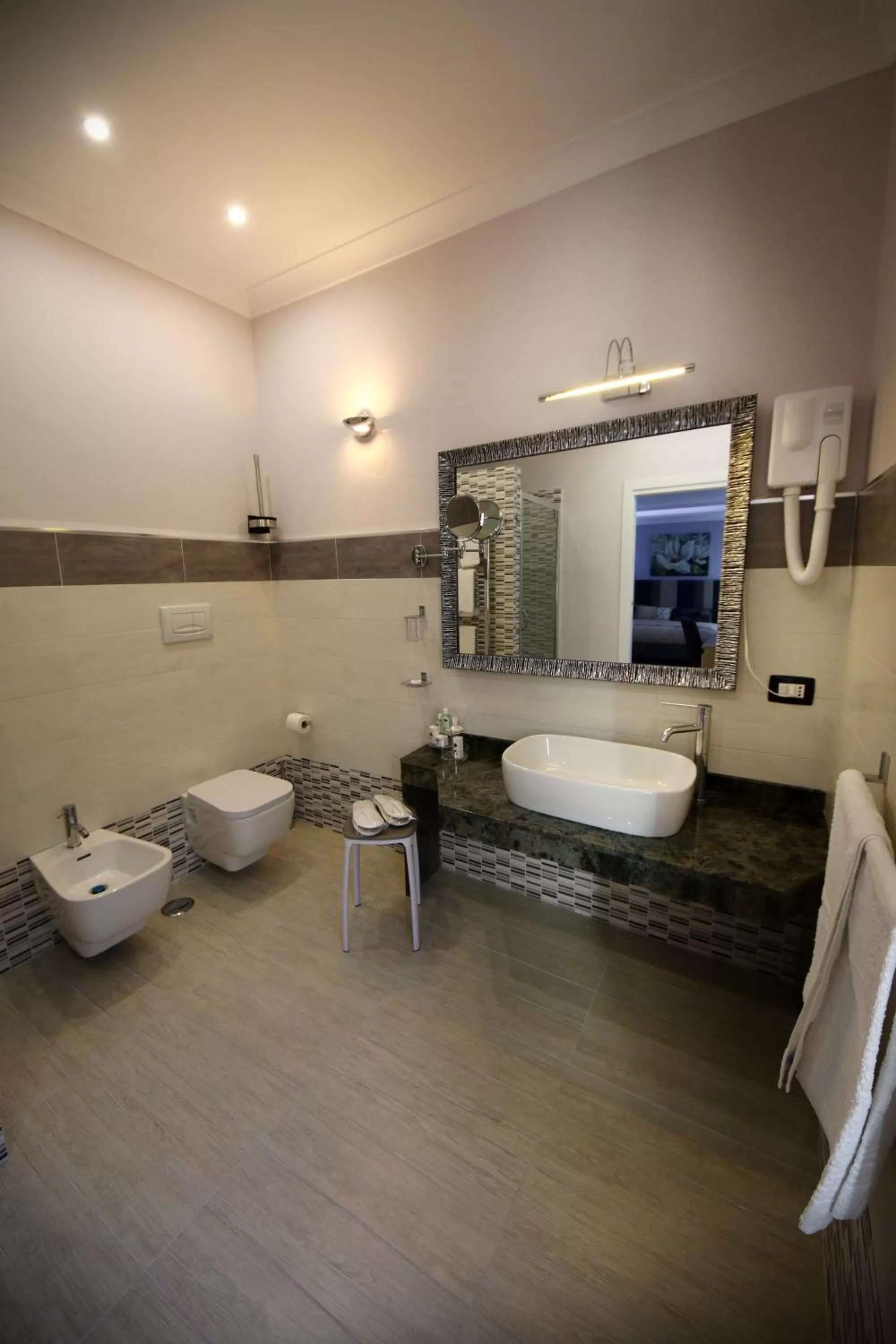 Shower in La Corte del Geco