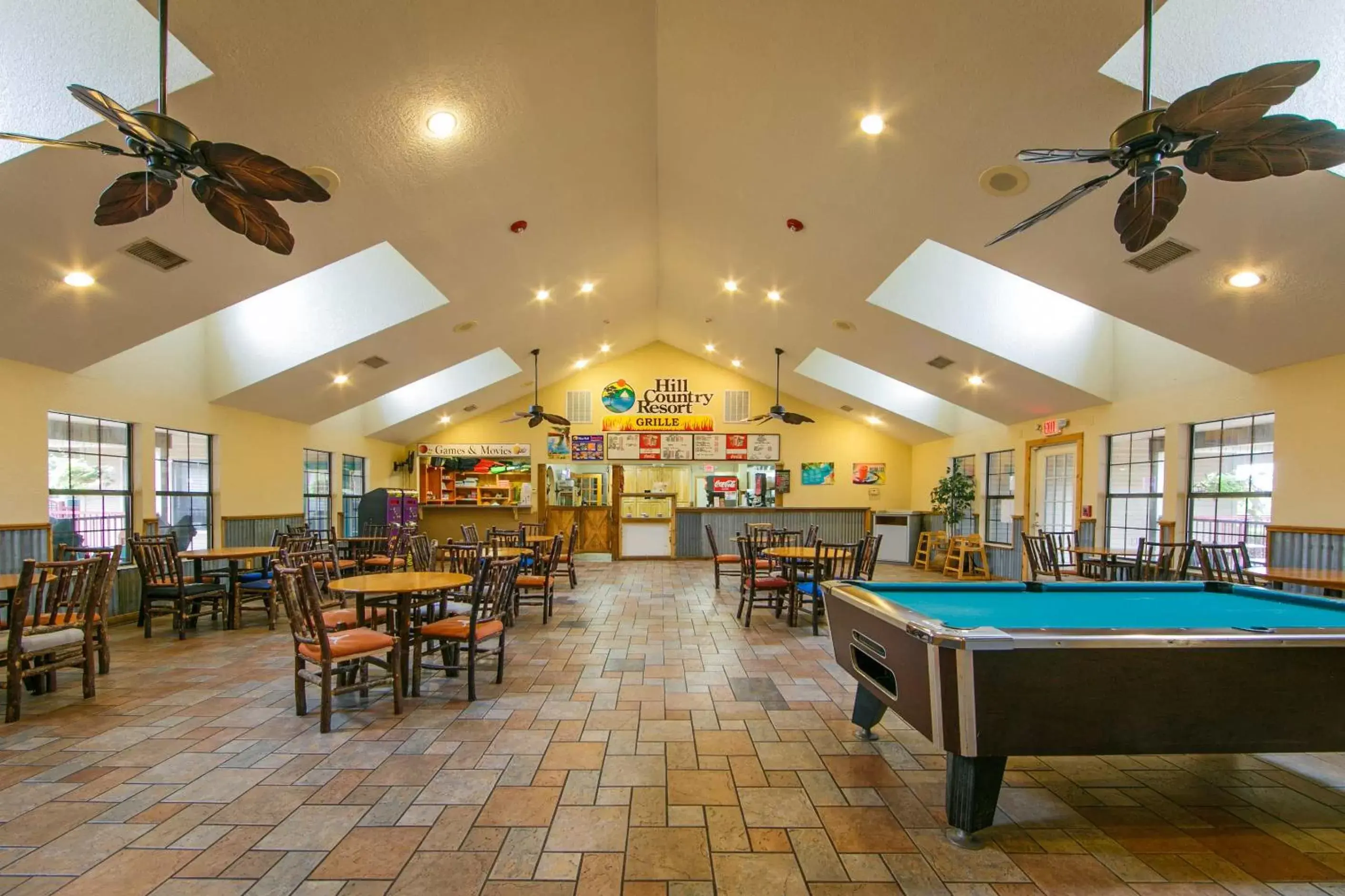 Restaurant/places to eat, Billiards in Holiday Inn Club Vacations Hill Country Resort at Canyon Lake