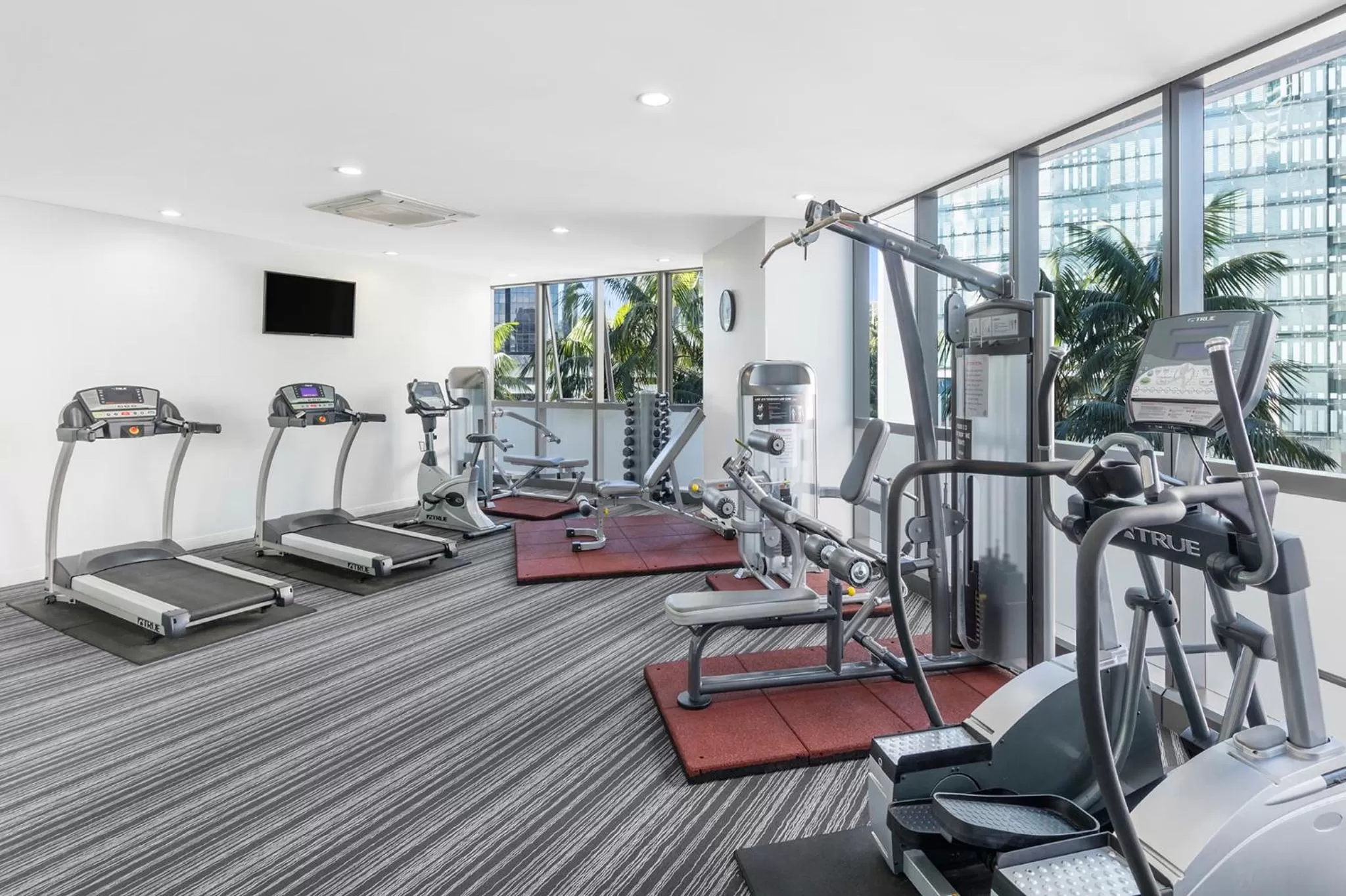Fitness centre/facilities in Meriton Suites Herschel Street, Brisbane