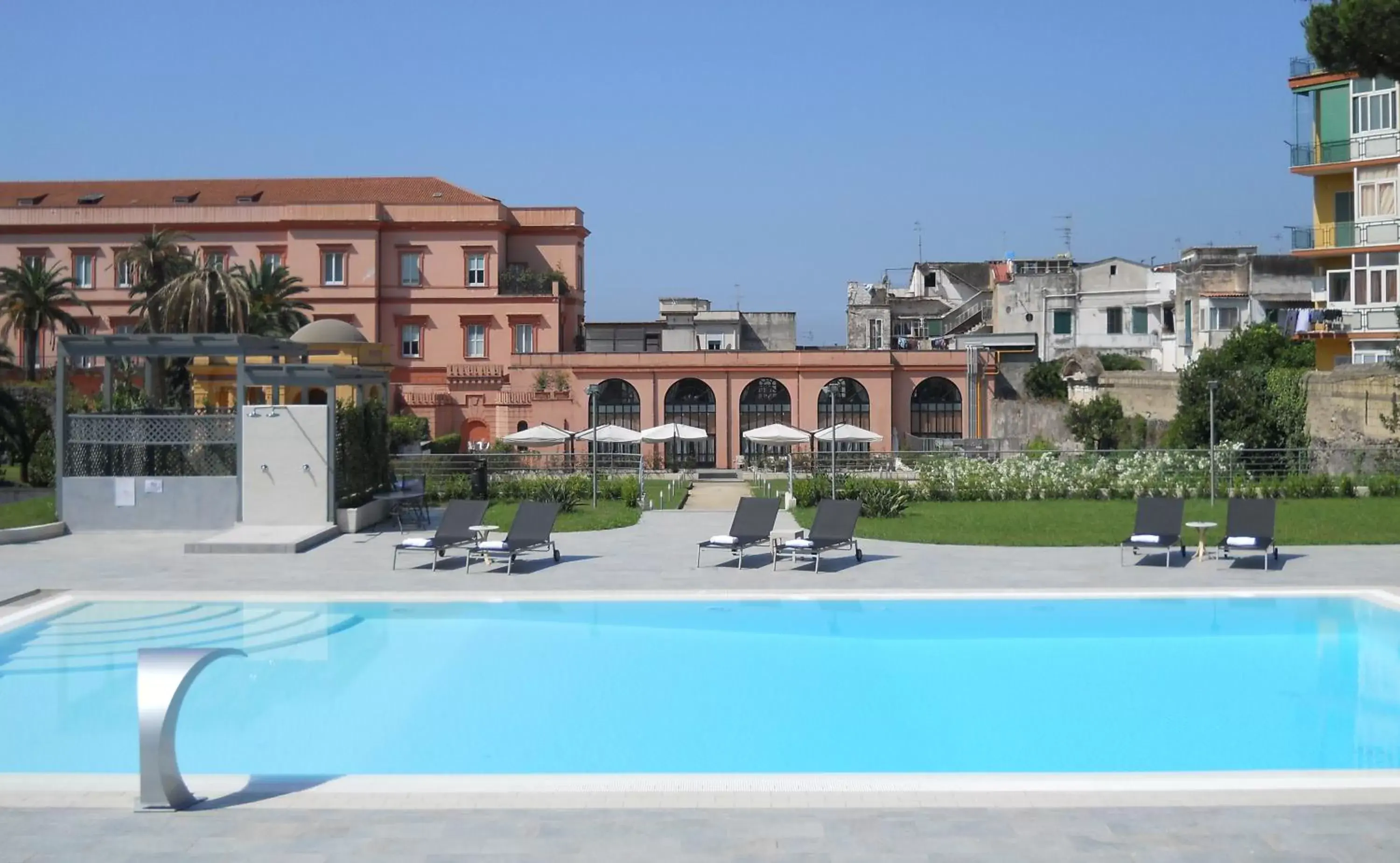 Swimming pool, Property Building in Miglio d'Oro Park Hotel