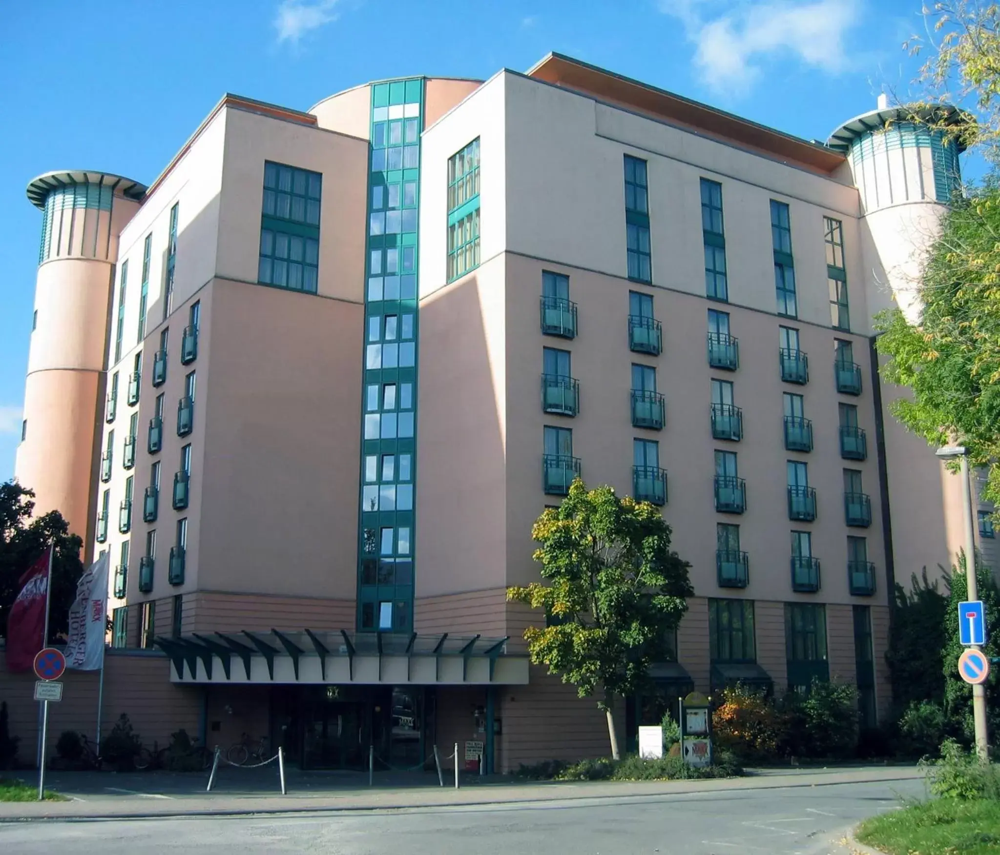 Facade/entrance, Property Building in MAXX Hotel Jena