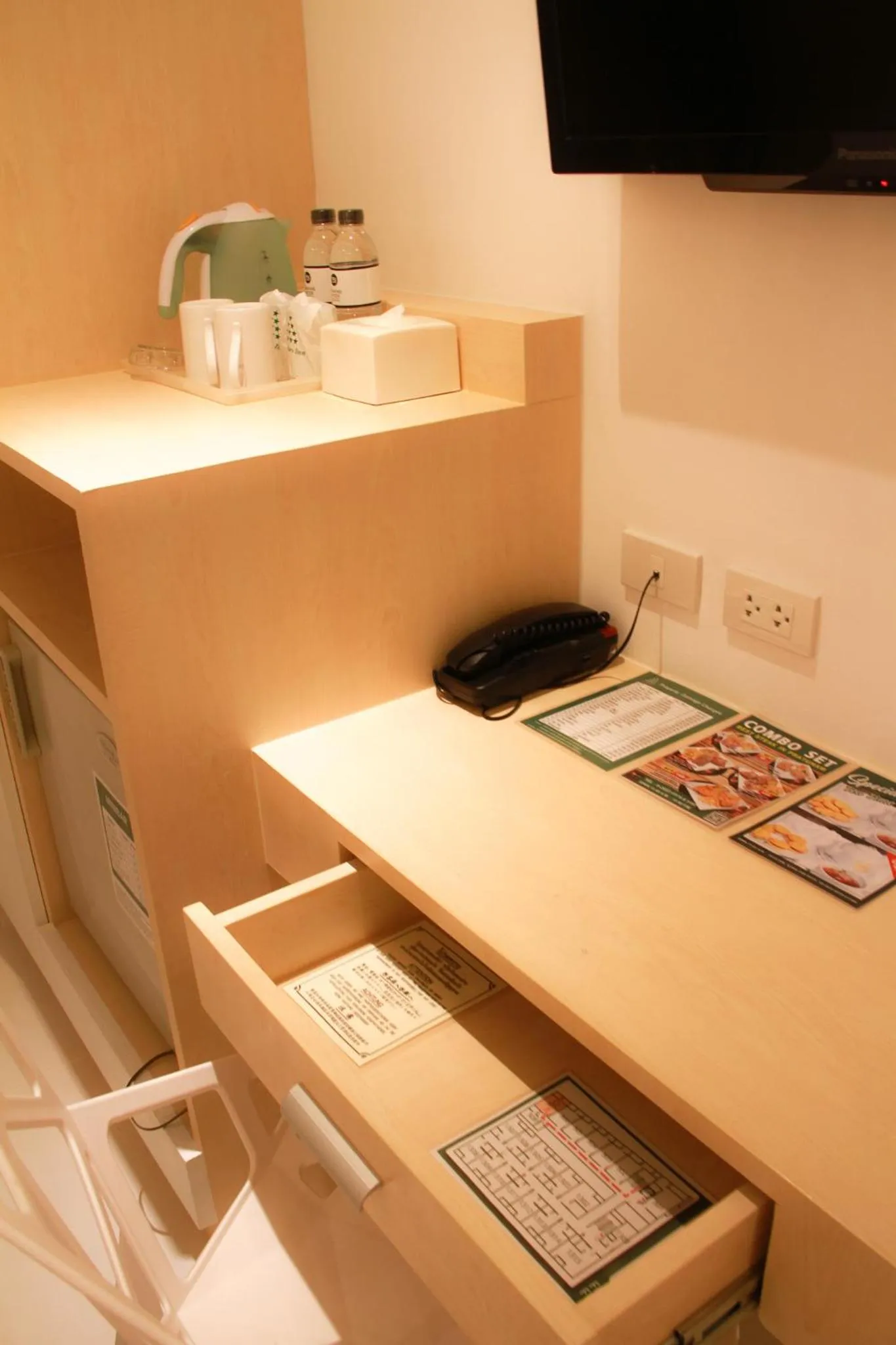 Communal kitchen in Ten Stars Hotel