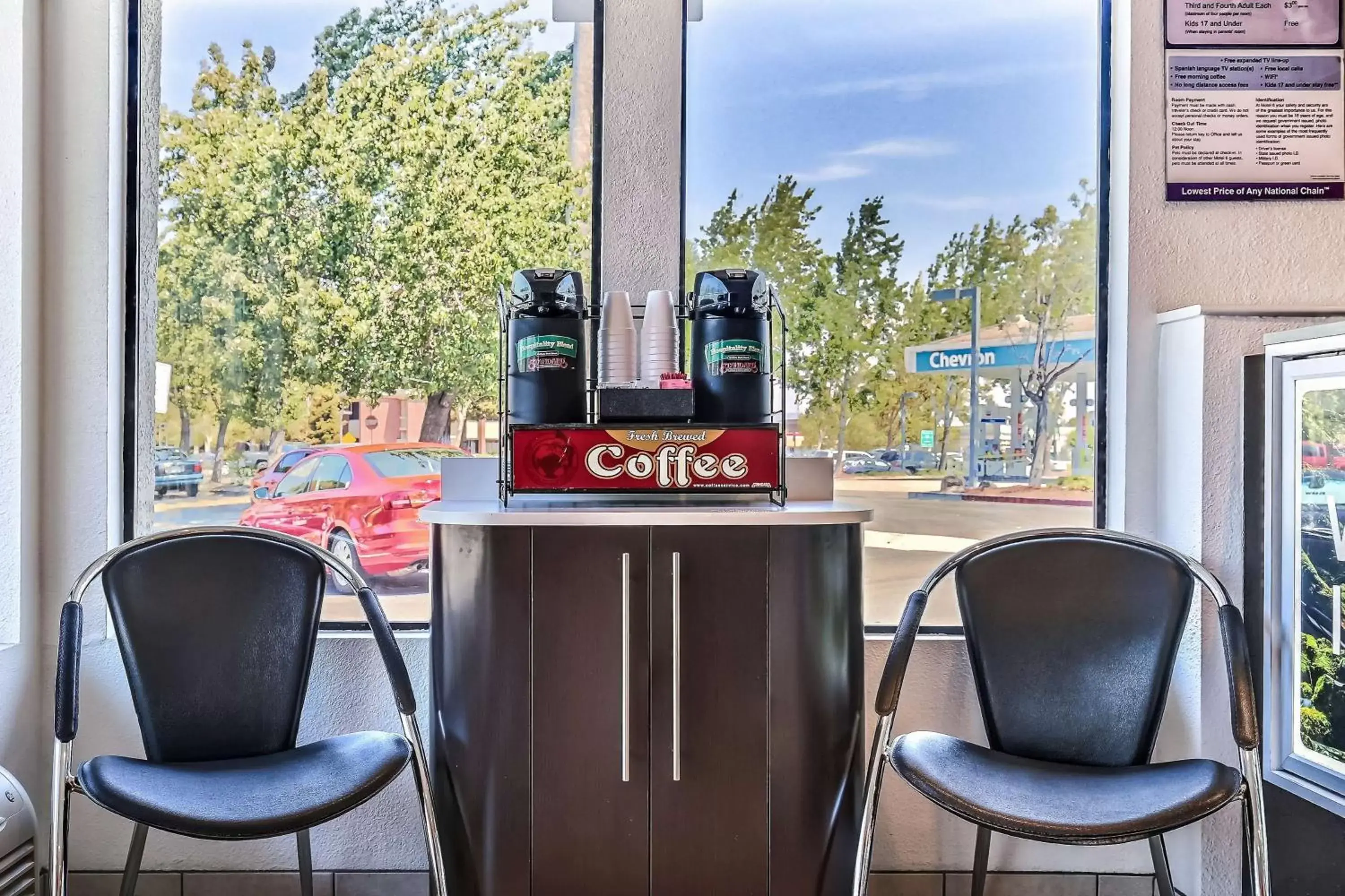 Lobby or reception, Coffee/Tea Facilities in Motel 6-Pleasanton, CA