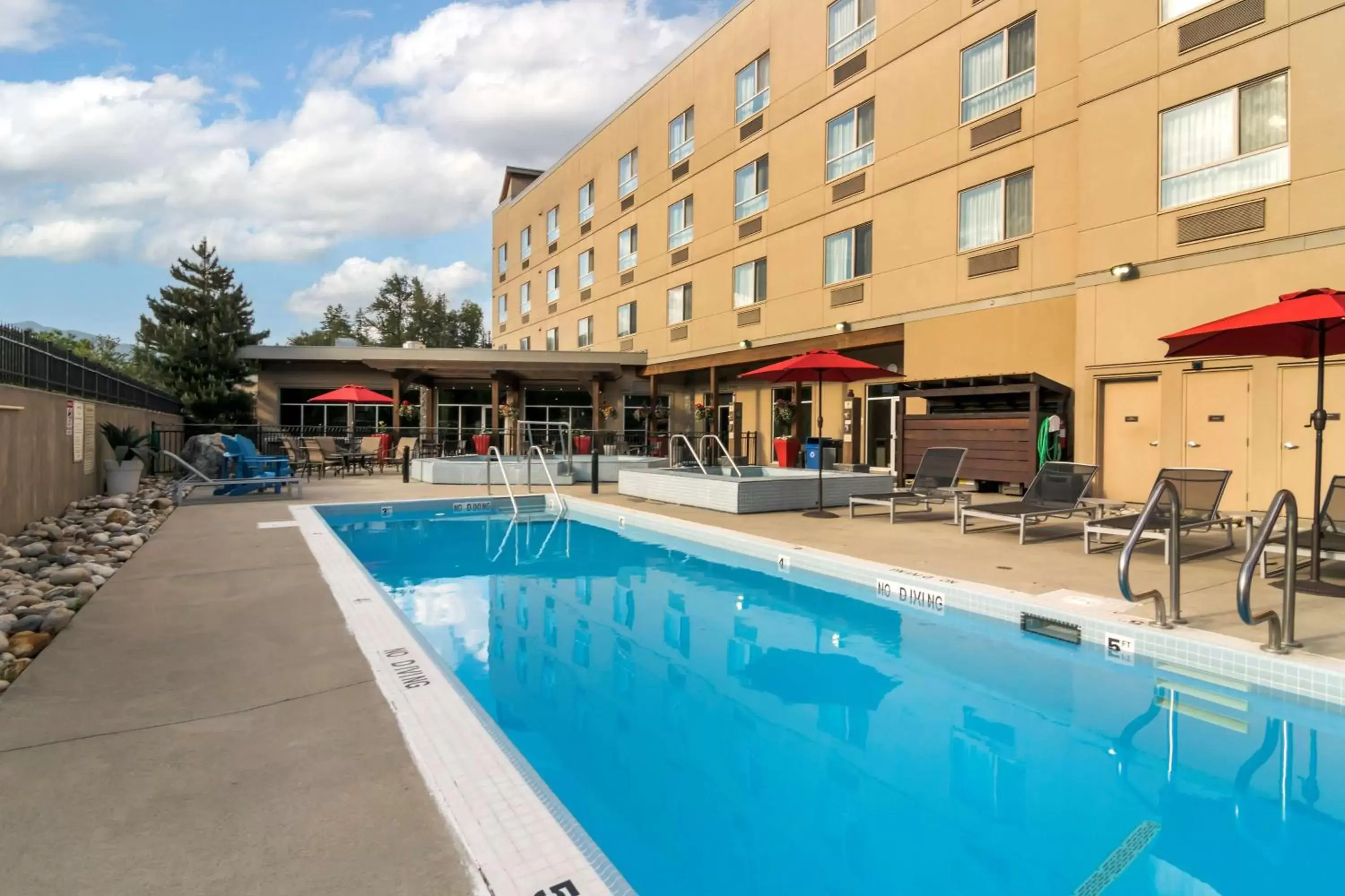 Pool view, Swimming Pool in Best Western Plus Revelstoke