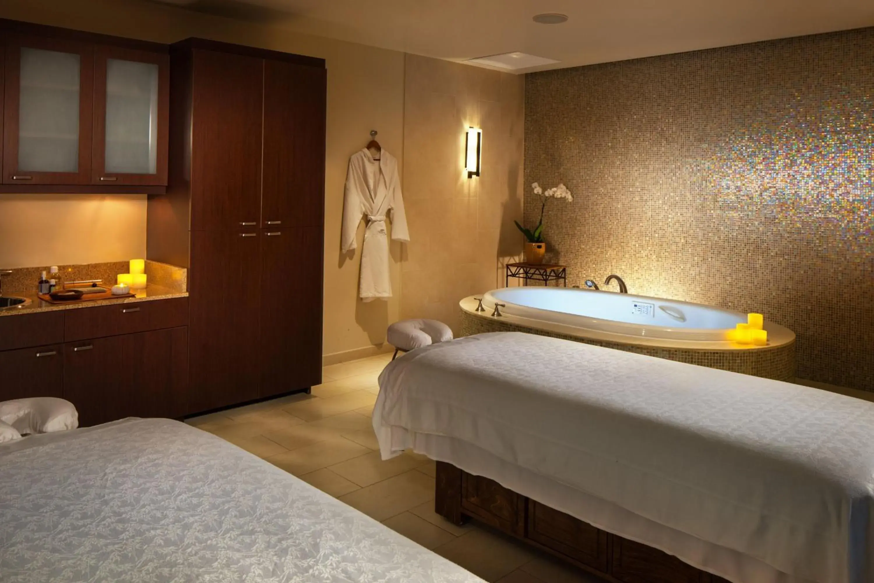 Spa and wellness centre/facilities, Bed in The Westin Ka'anapali Ocean Resort Villas North