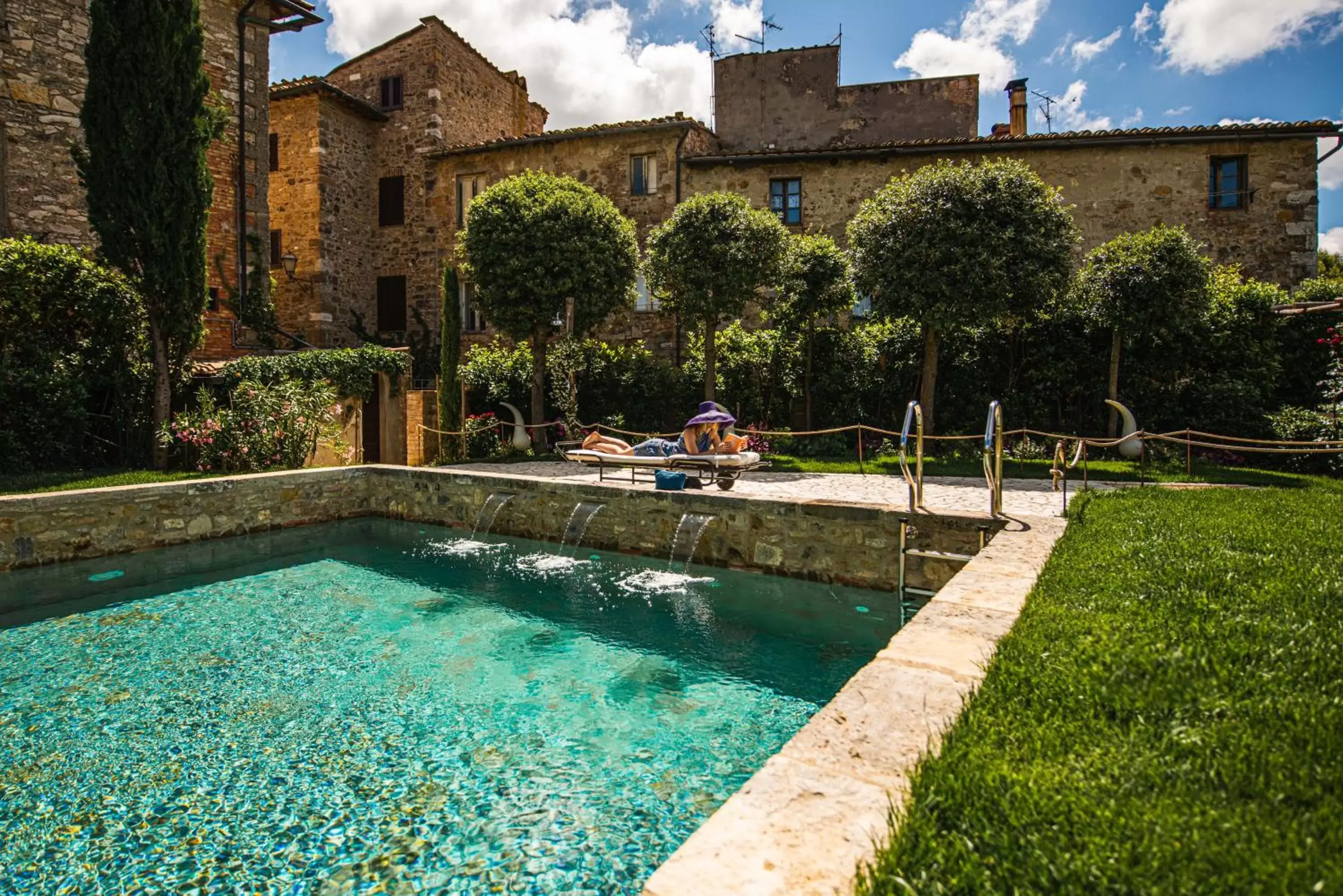 Property building, Swimming Pool in PALAZZO DEL CAPITANO Wellness & Relais - Luxury Borgo Capitano Collection