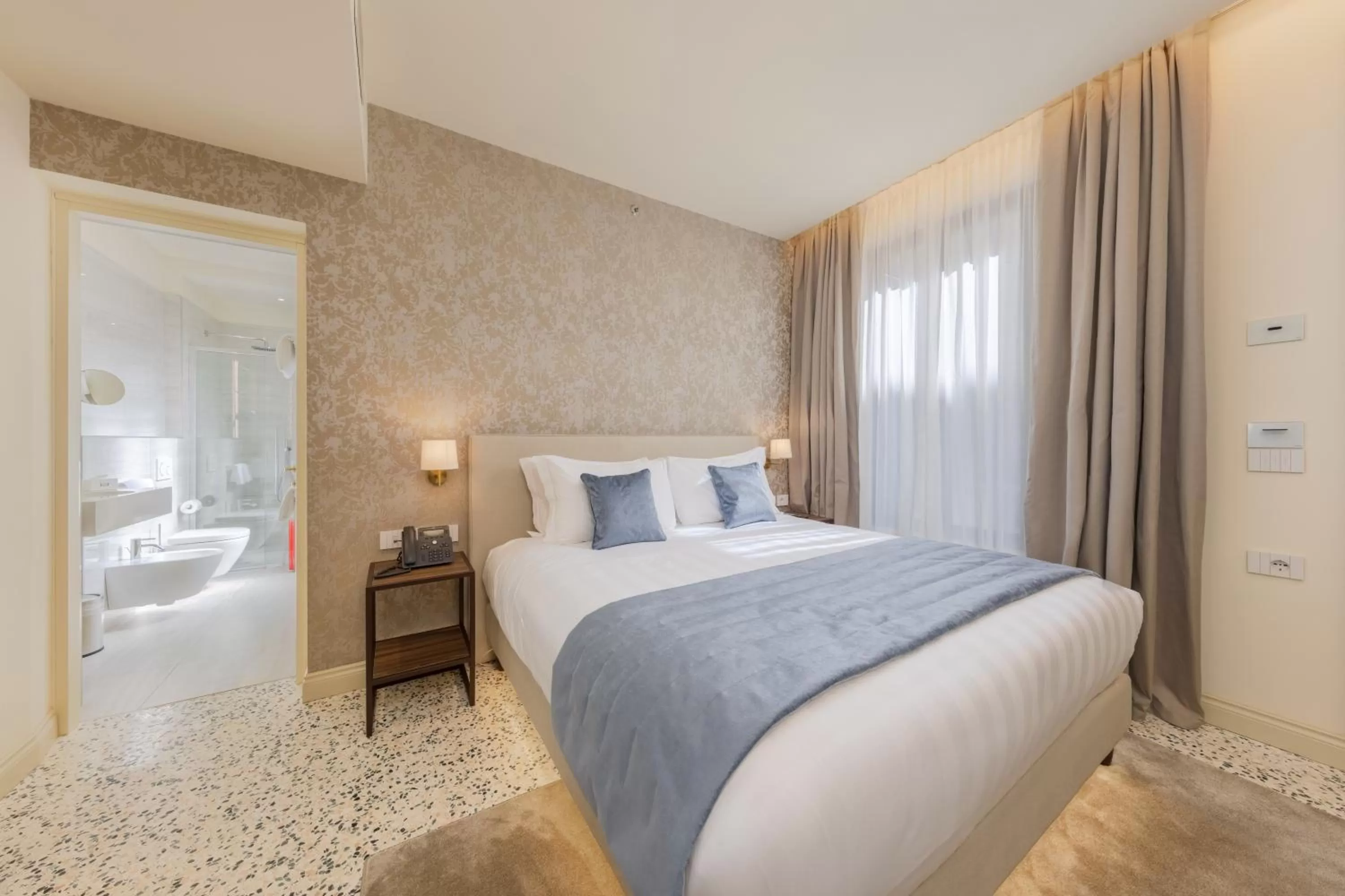 Bedroom, Bed in Palazzo Keller