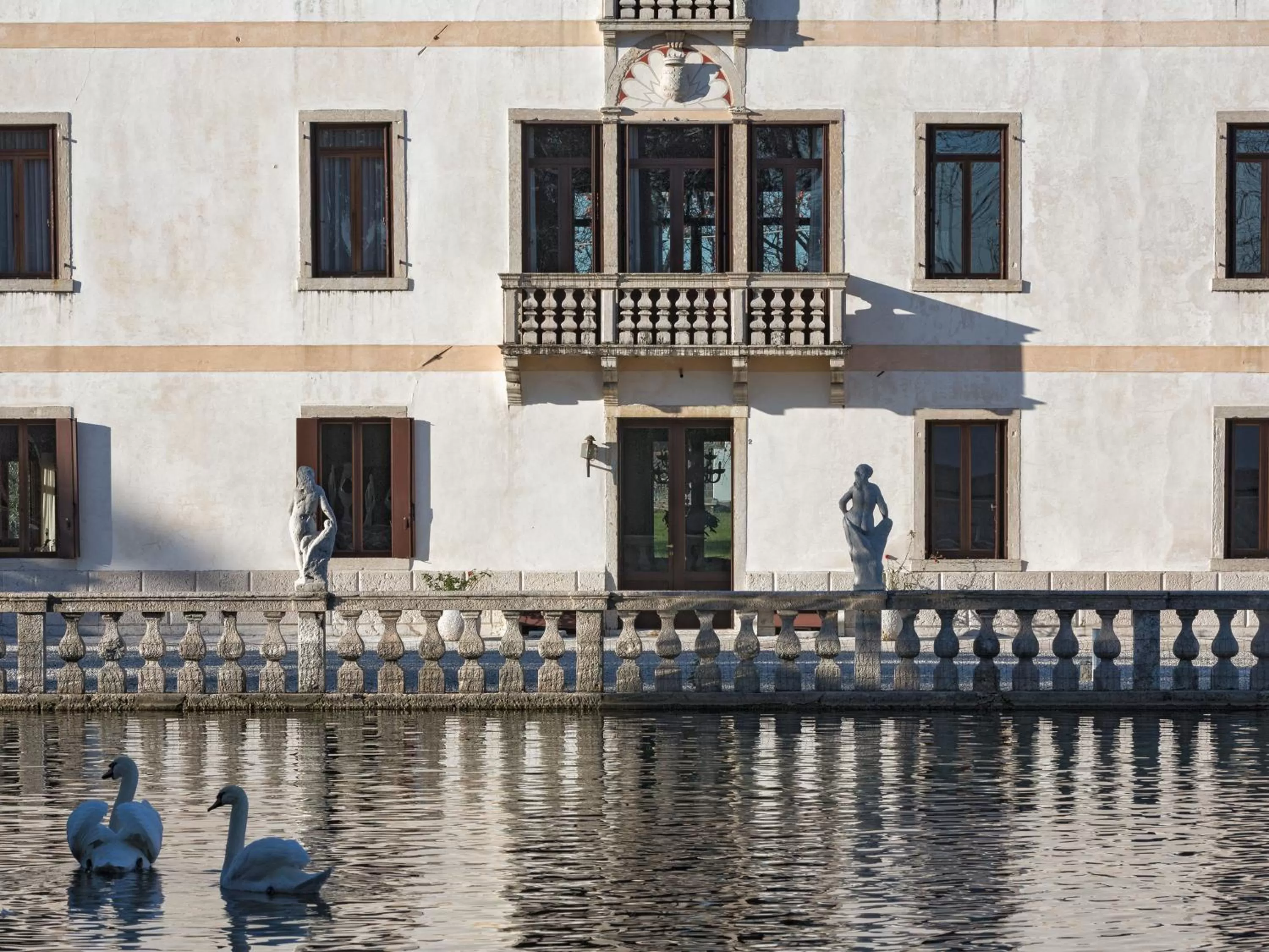 Property Building in Villa Stecchini