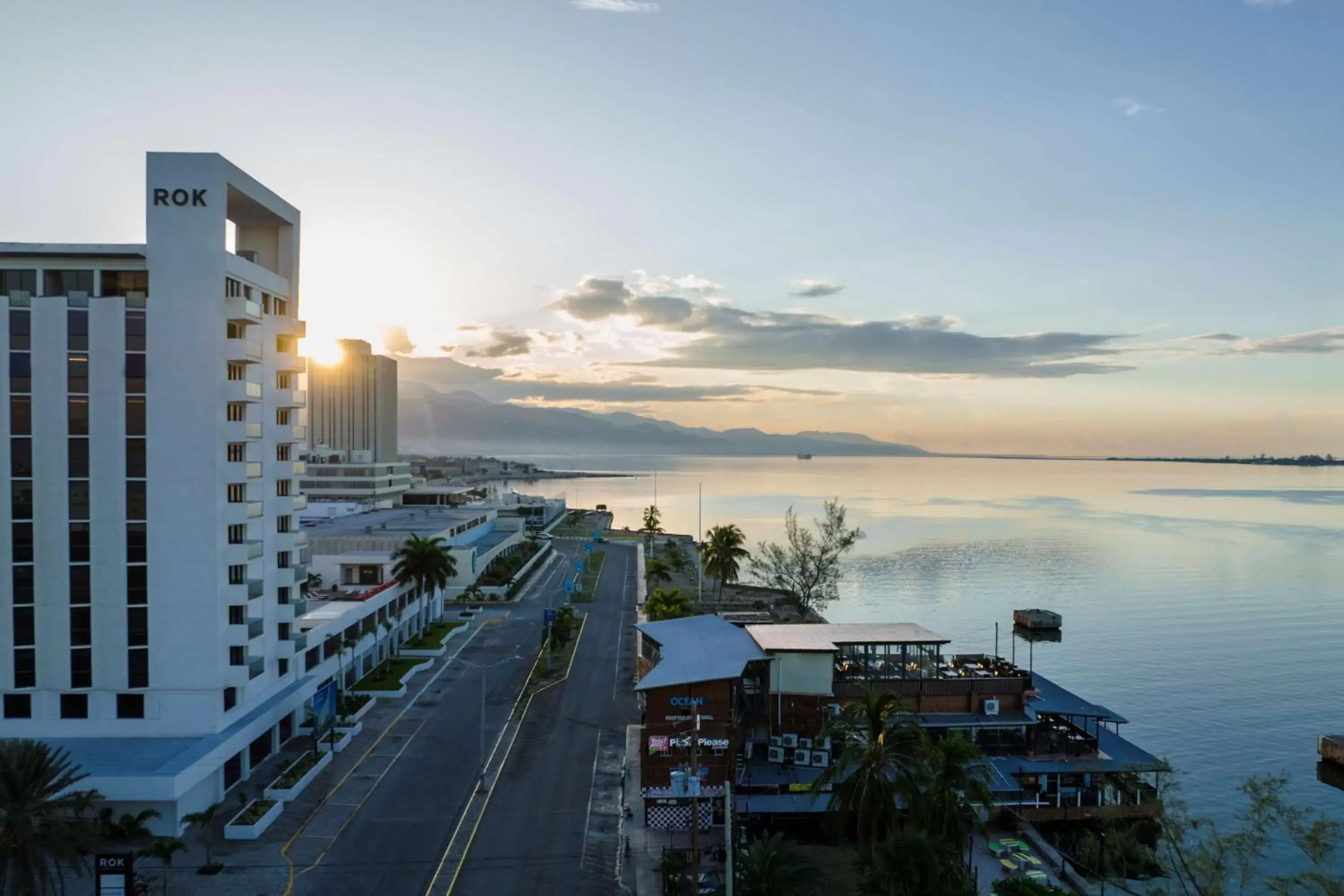 Property building in ROK Hotel Kingston Tapestry Collection By Hilton