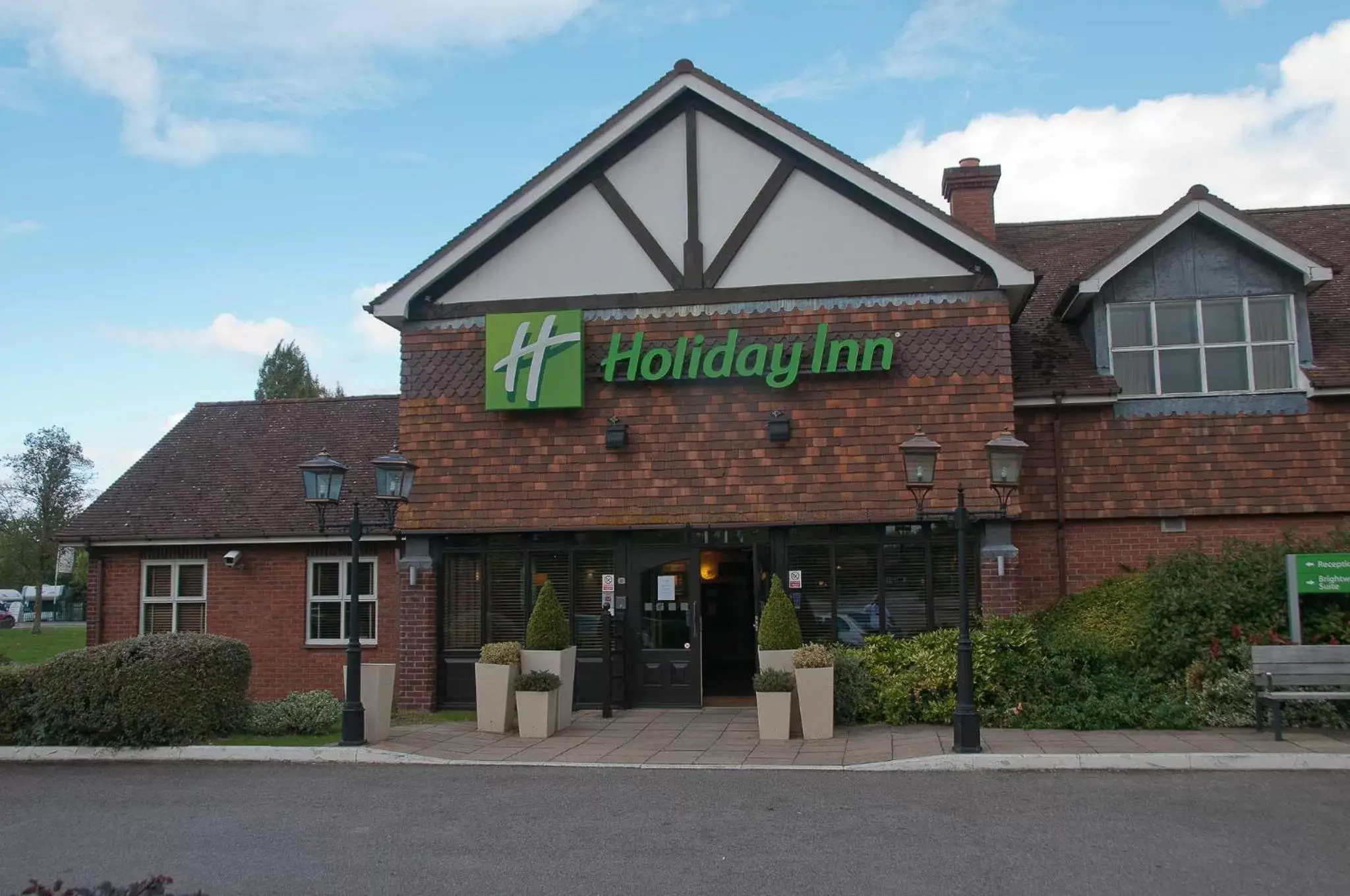 Property Building in Holiday Inn Reading West, an IHG Hotel