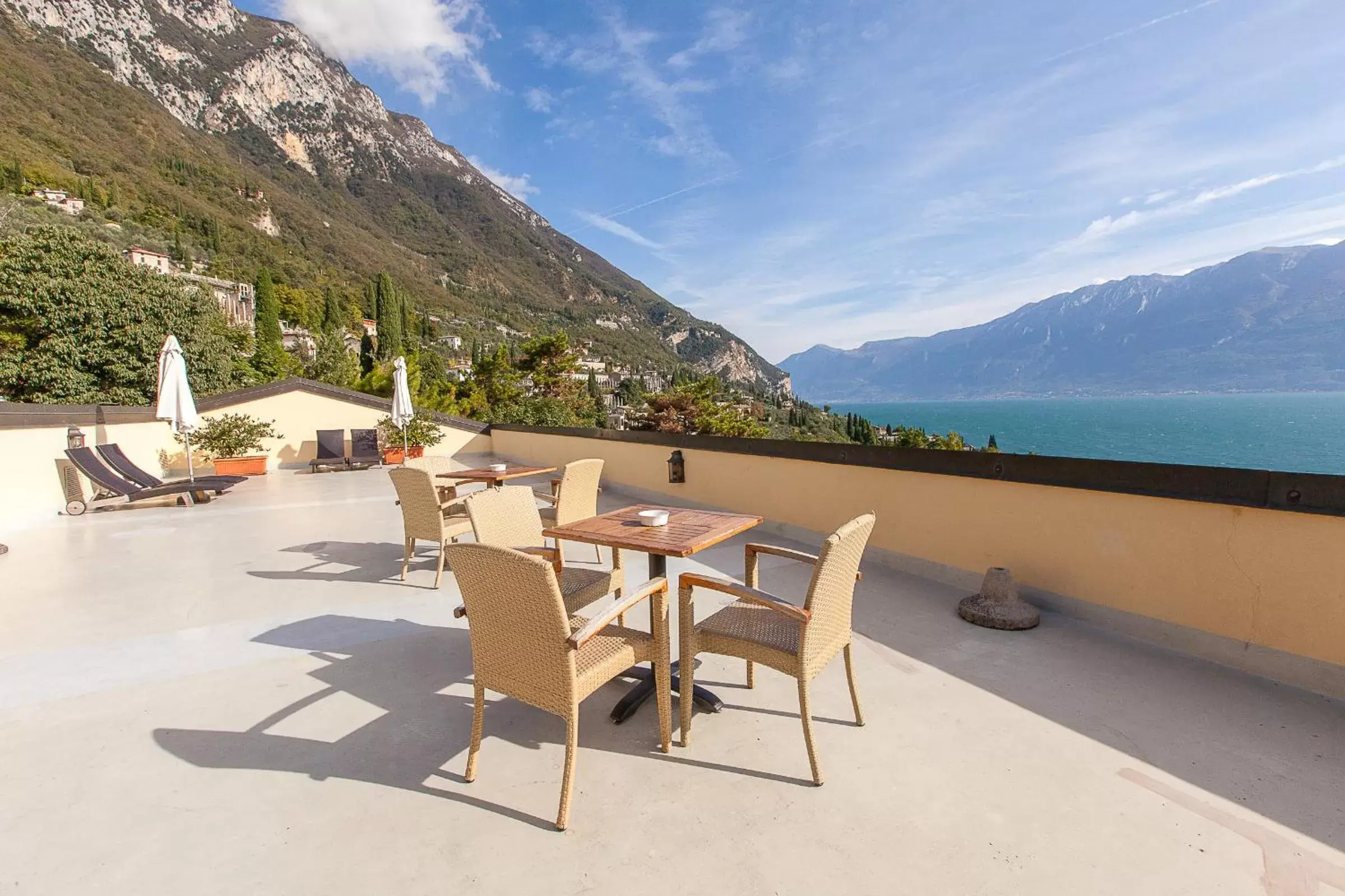 Balcony/Terrace, Mountain View in Hotel Meandro