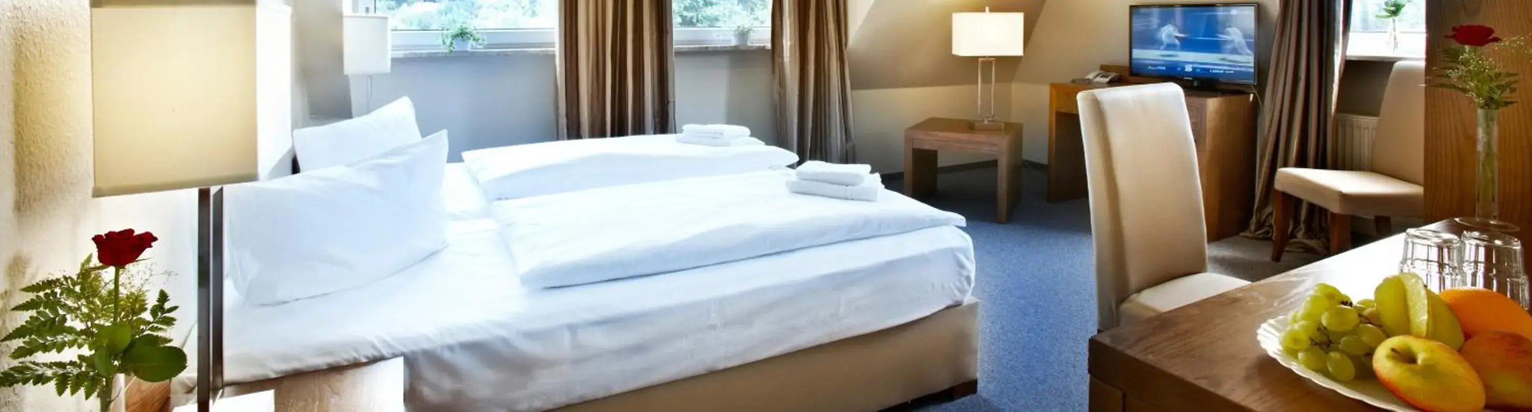 Bed in Hotel Koenigstein Kiel by Tulip Inn