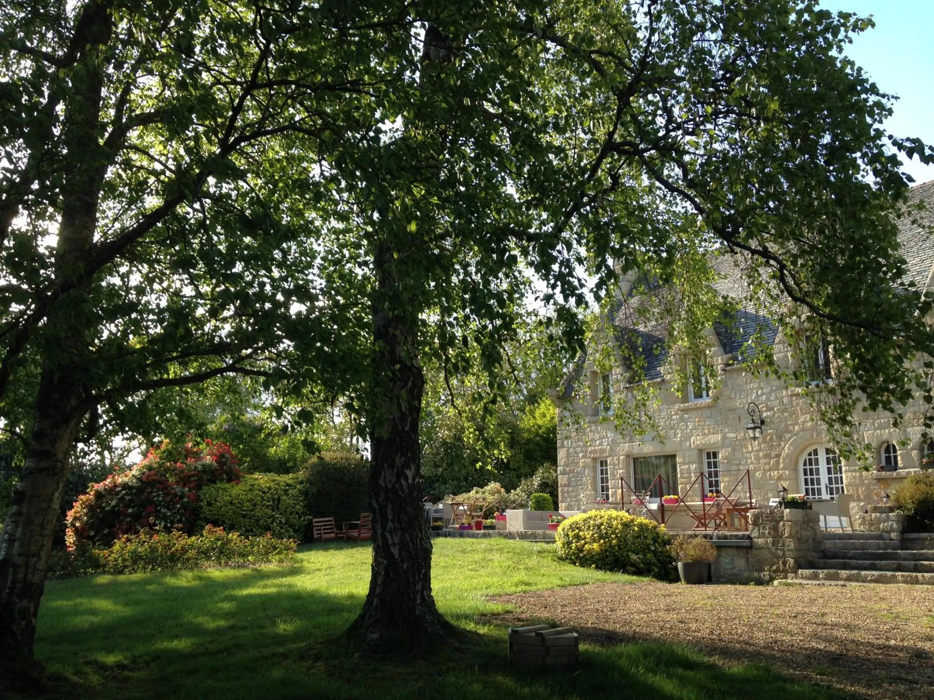 Facade/entrance, Garden in KerBlondel