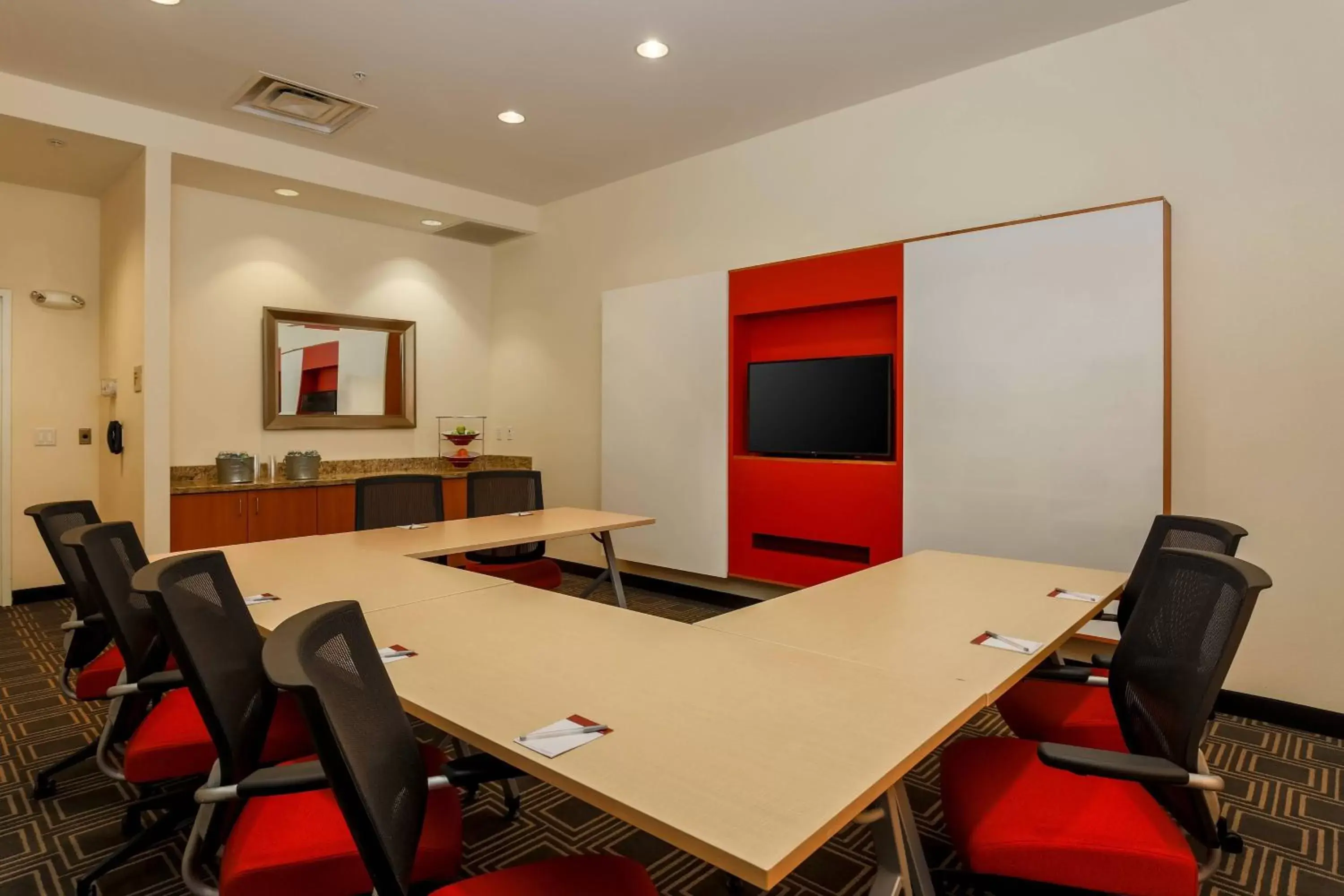 Meeting/conference room in TownePlace Suites by Marriott Cheyenne Southwest/Downtown Area