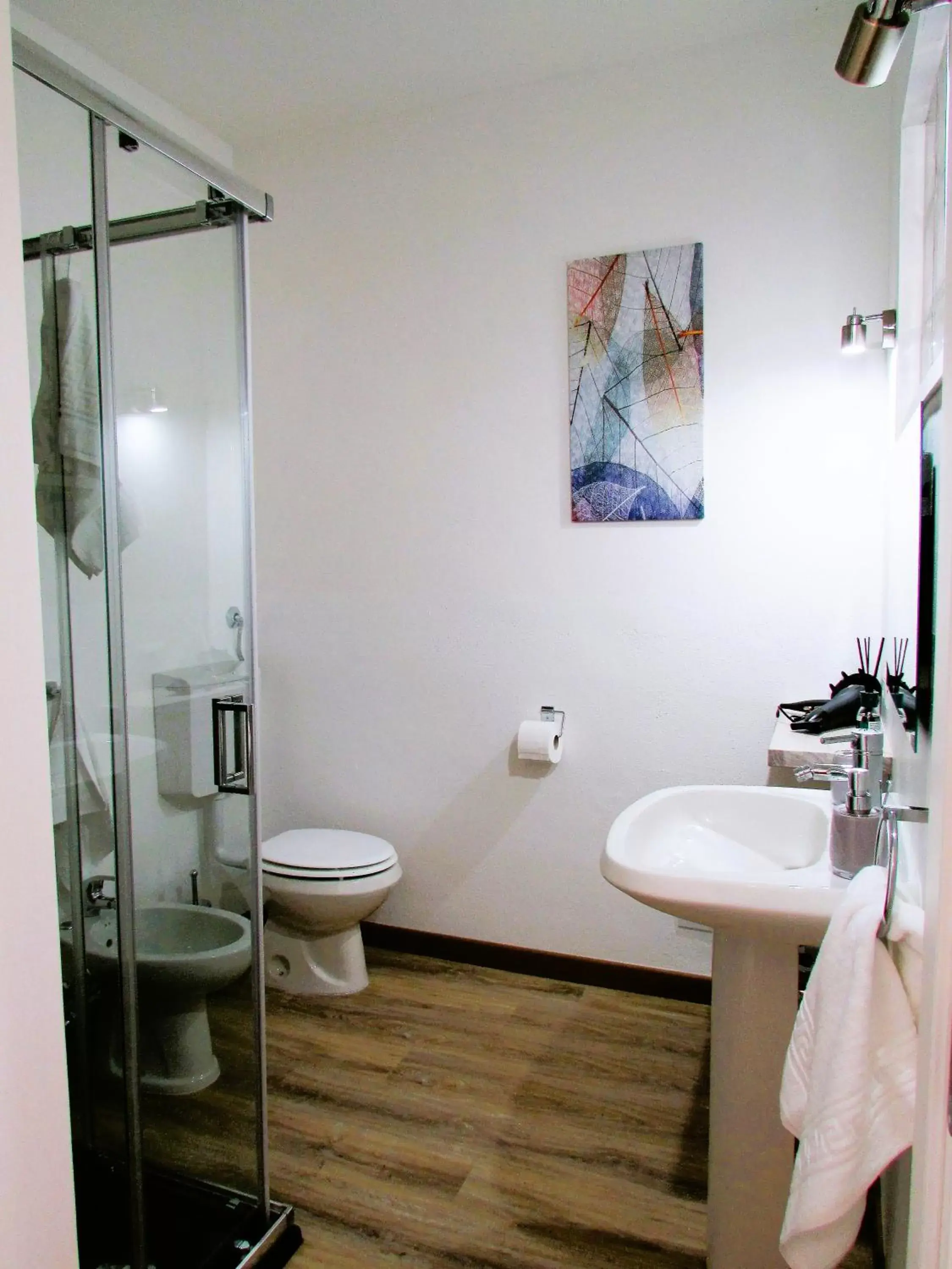 Shower, Bathroom in Casa Sticcadu