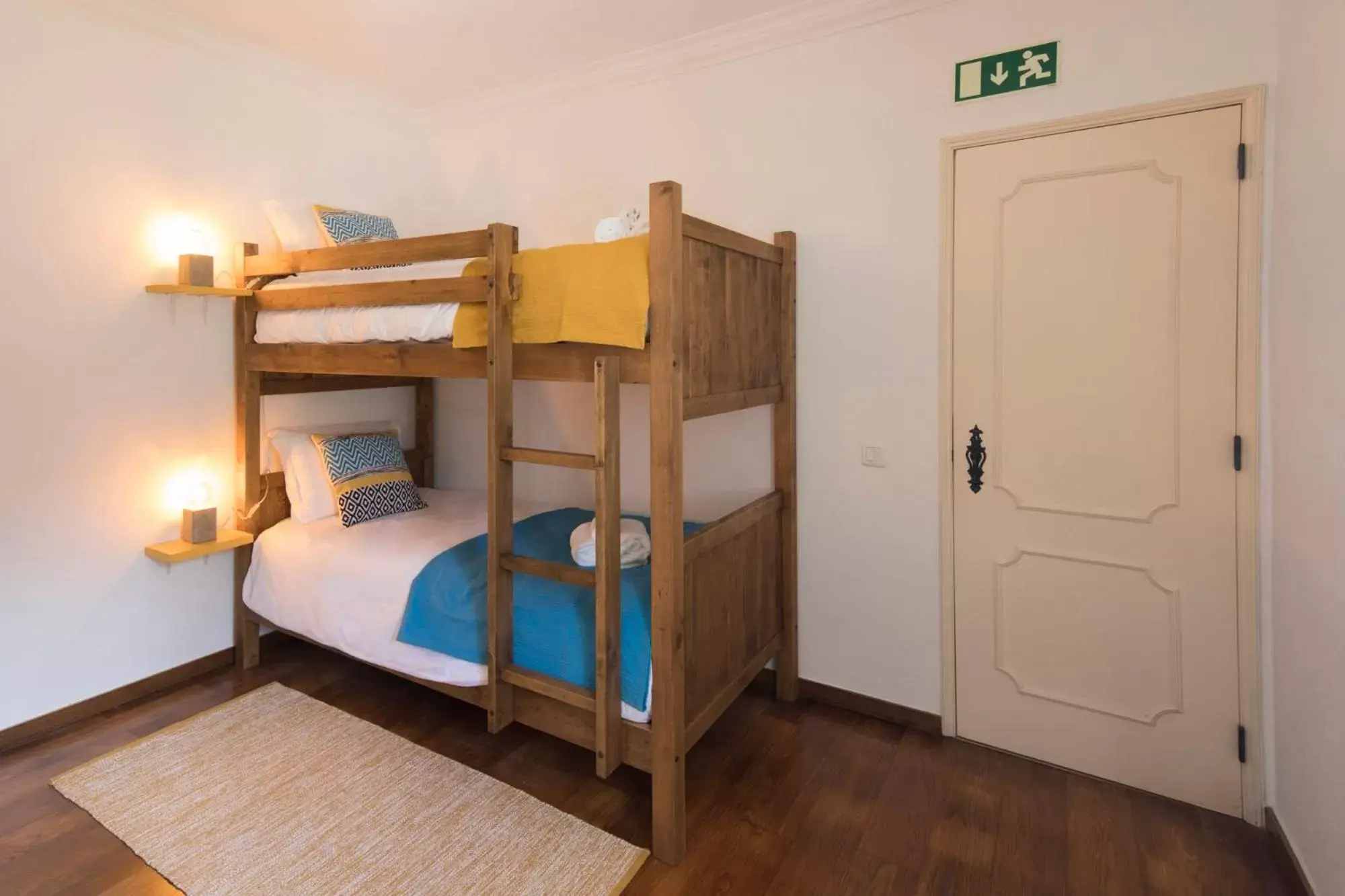 Photo of the whole room, Bunk Bed in Quinta do Pé Descalço Guesthouse Sintra