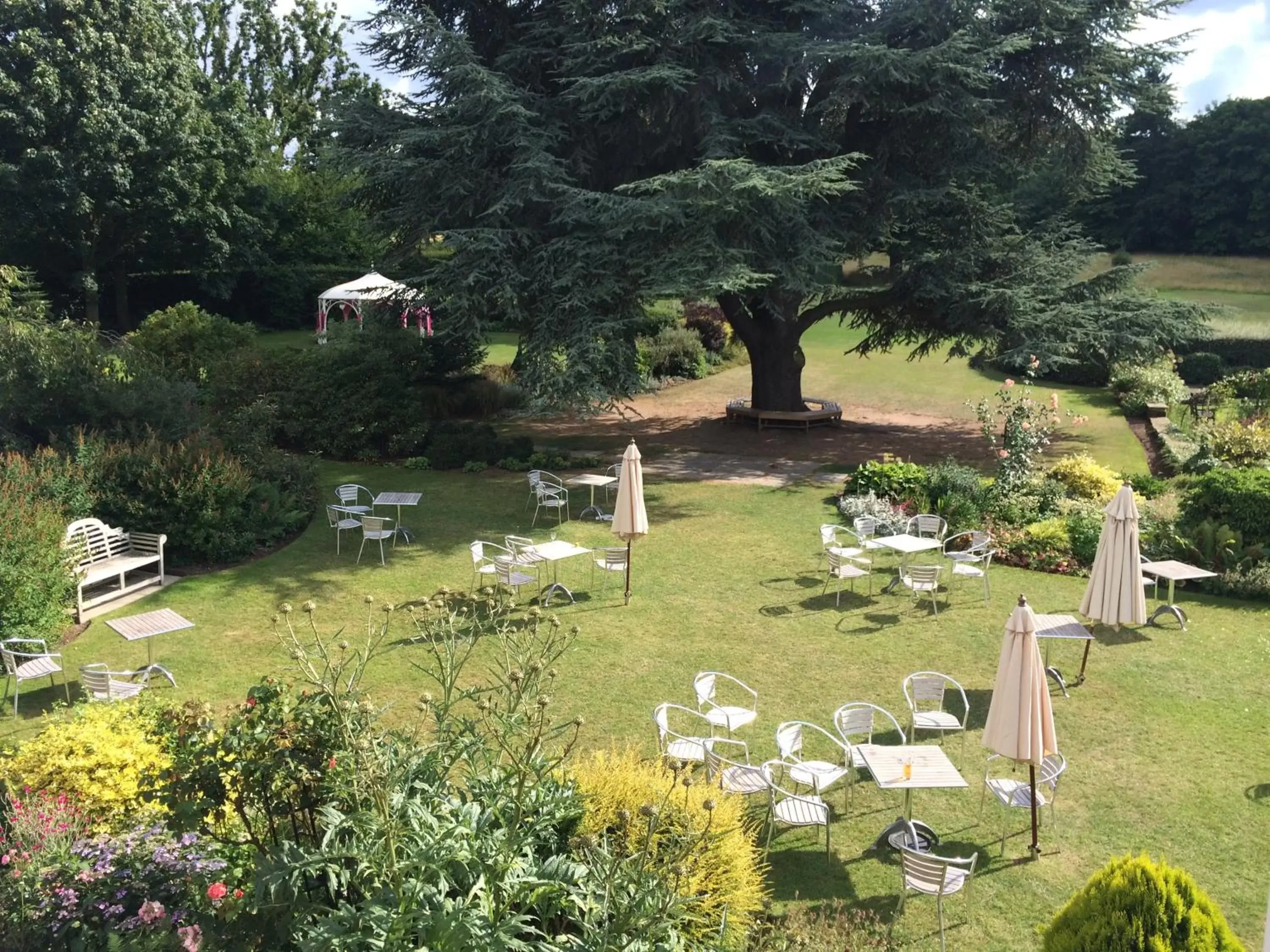 Garden view, Garden in Quorn Grange Hotel