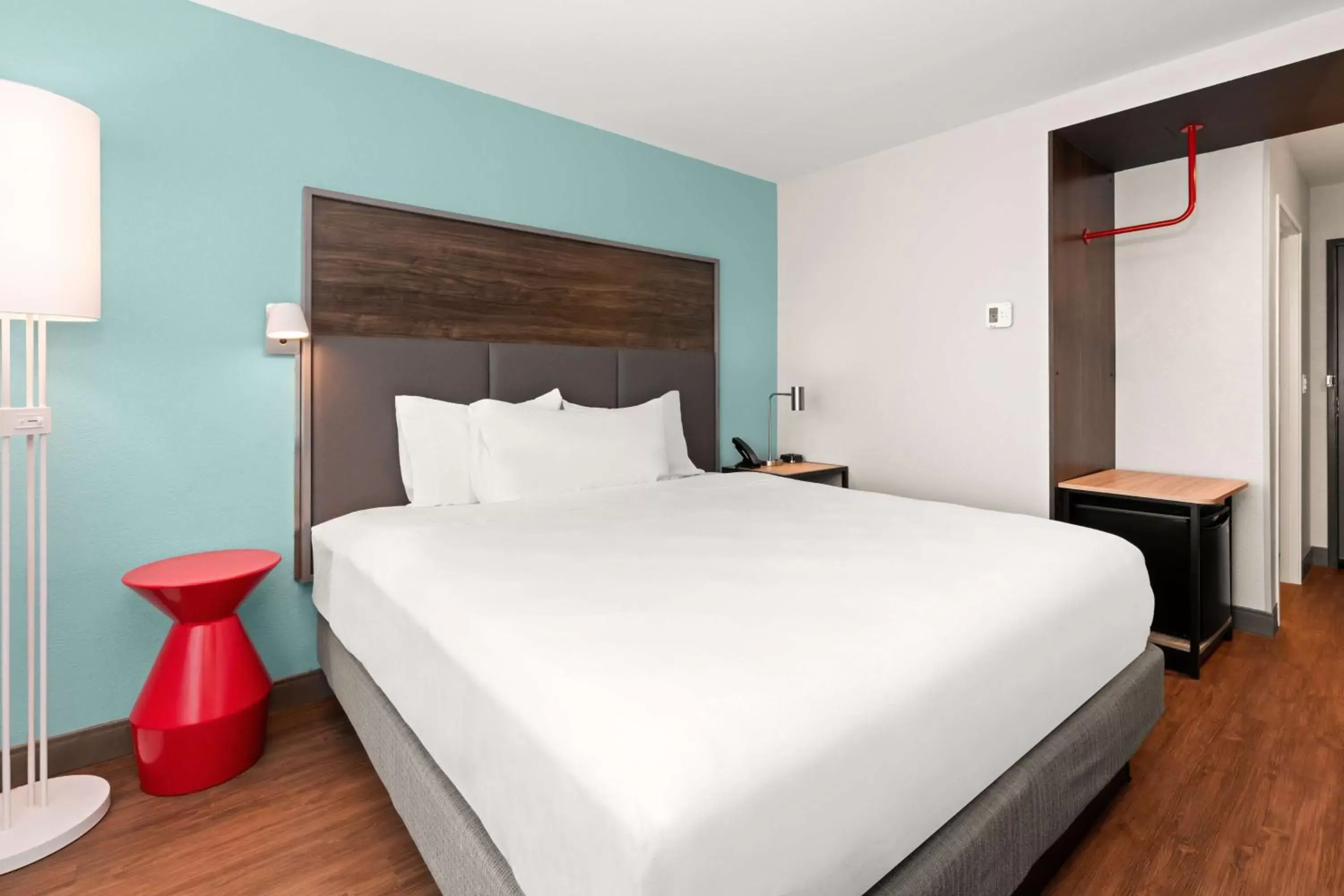 King Room in Tru By Hilton Portland Airport, Or King Room in Tru By Hilton Portland Airport, Or