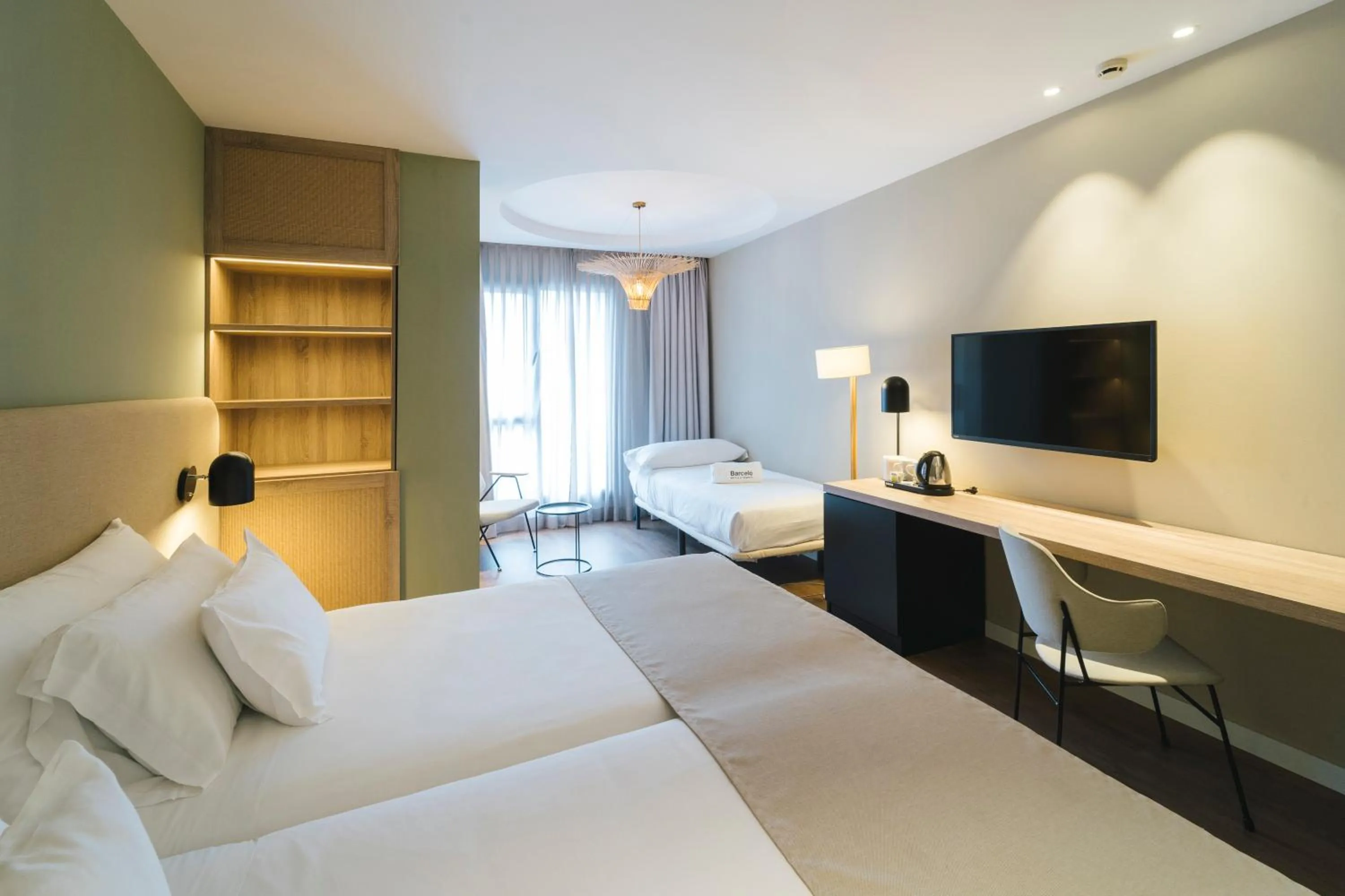 Bedroom, Bed in Barceló Oviedo Cervantes