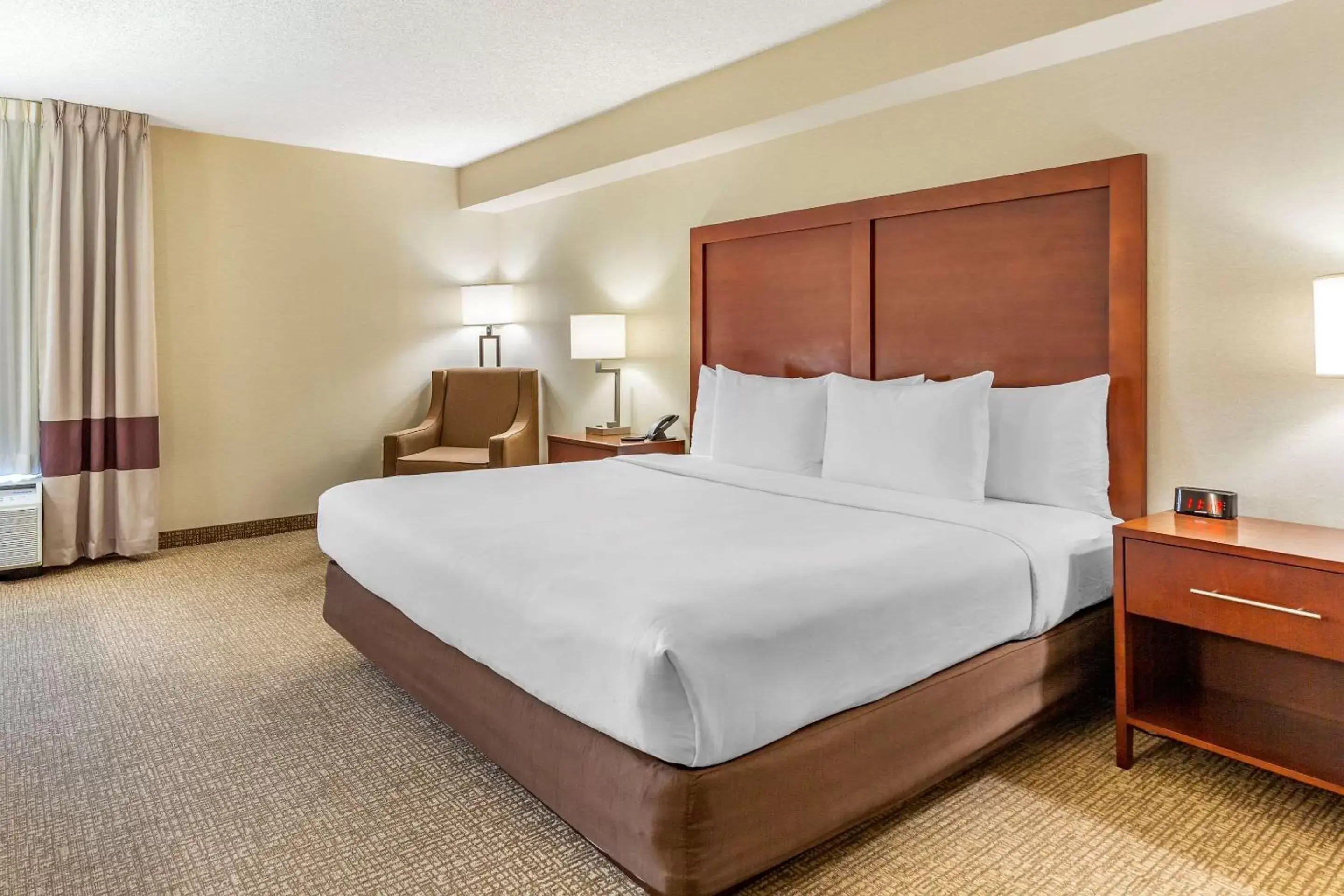 Photo of the whole room, Bed in Comfort Inn Quantico