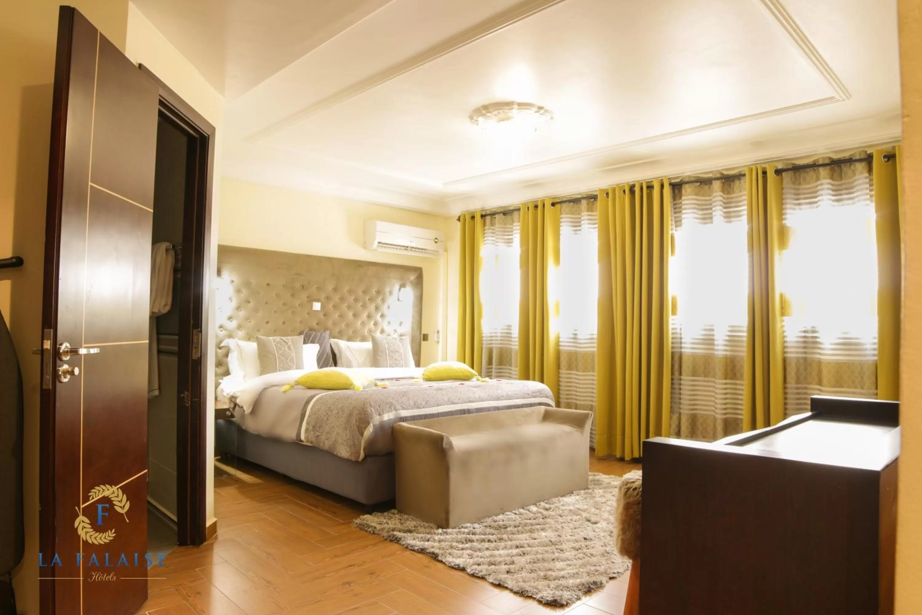 Bed in Hotel Résidence La Falaise