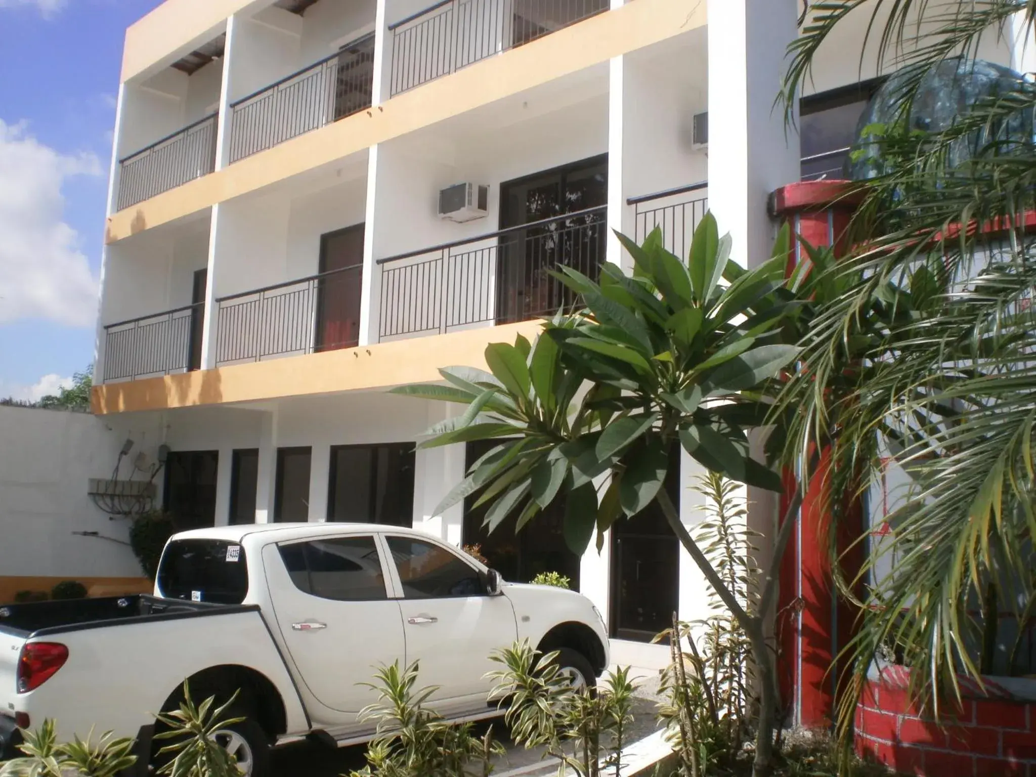 Property building, Facade/Entrance in The Palines Apartment and Guesthouse