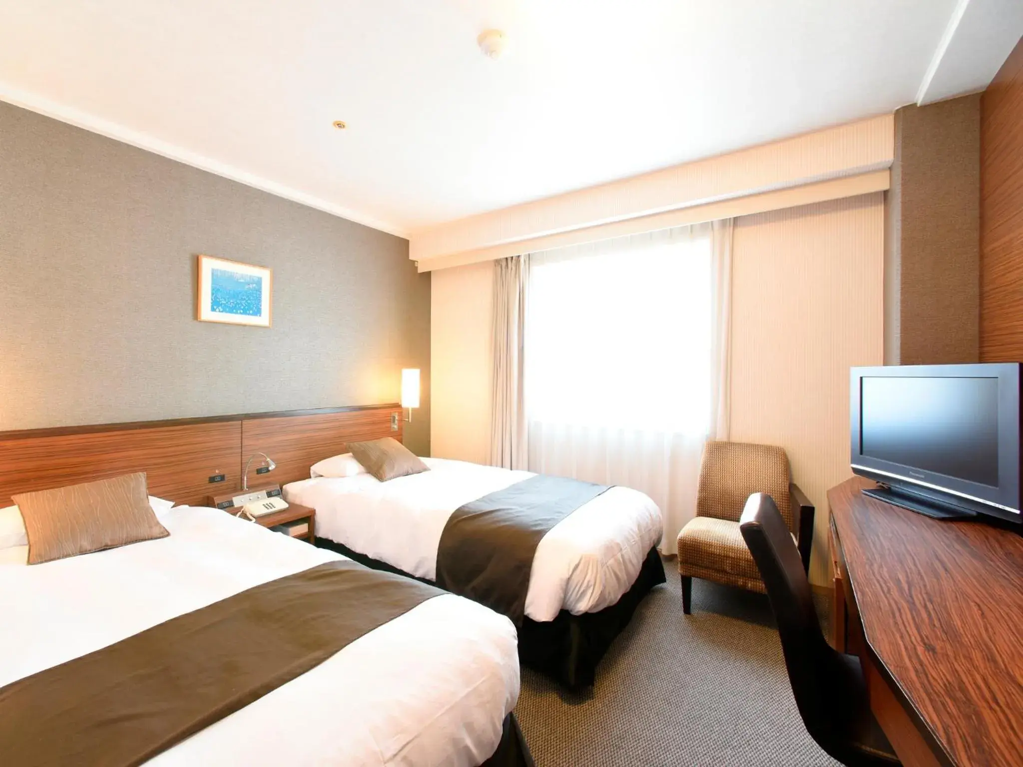 Twin Room - Non-Smoking in Alpico Plaza Hotel Twin Room - Non-Smoking in Alpico Plaza Hotel