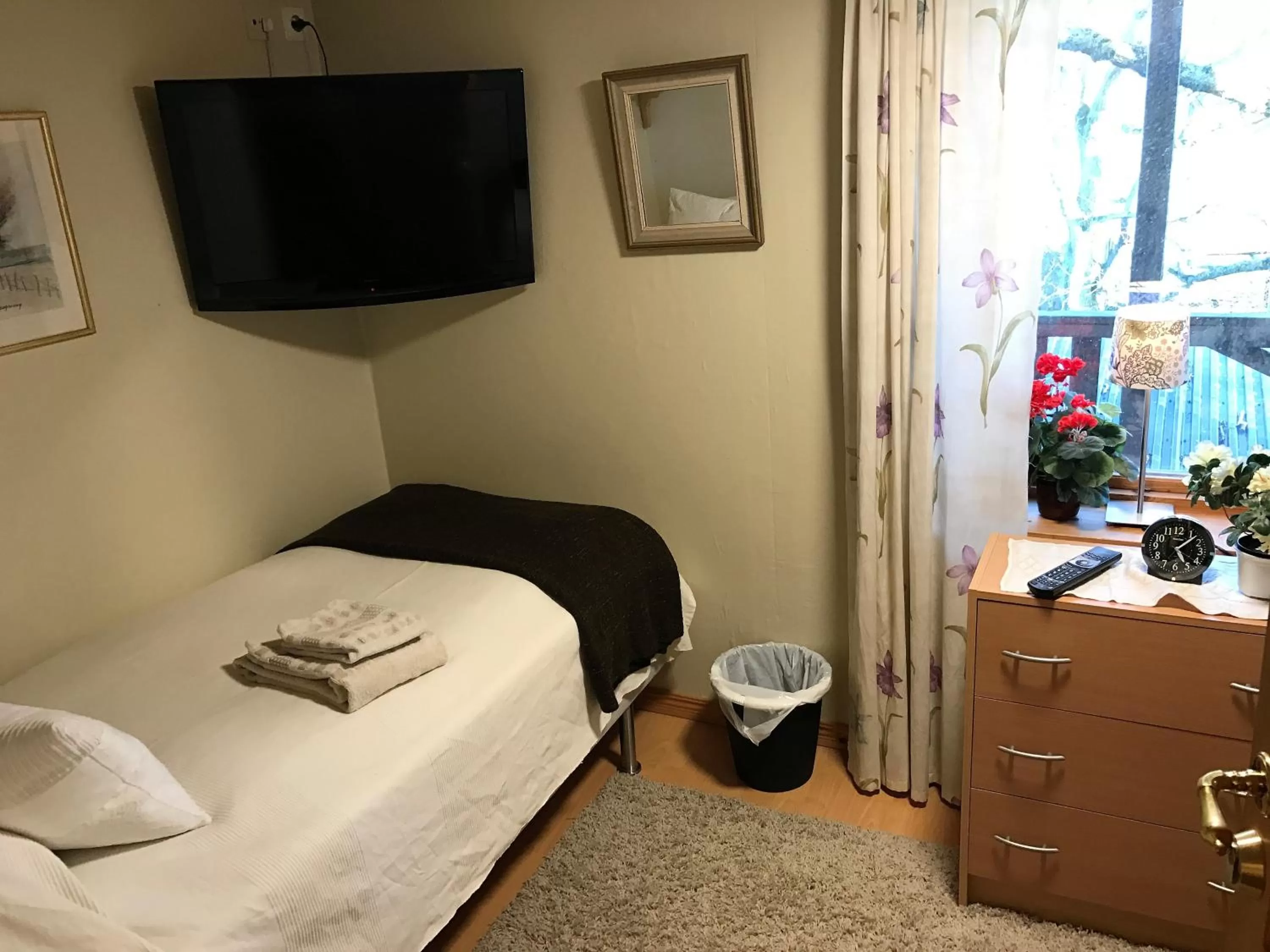 Bed in Mattisgården Bed & Breakfast