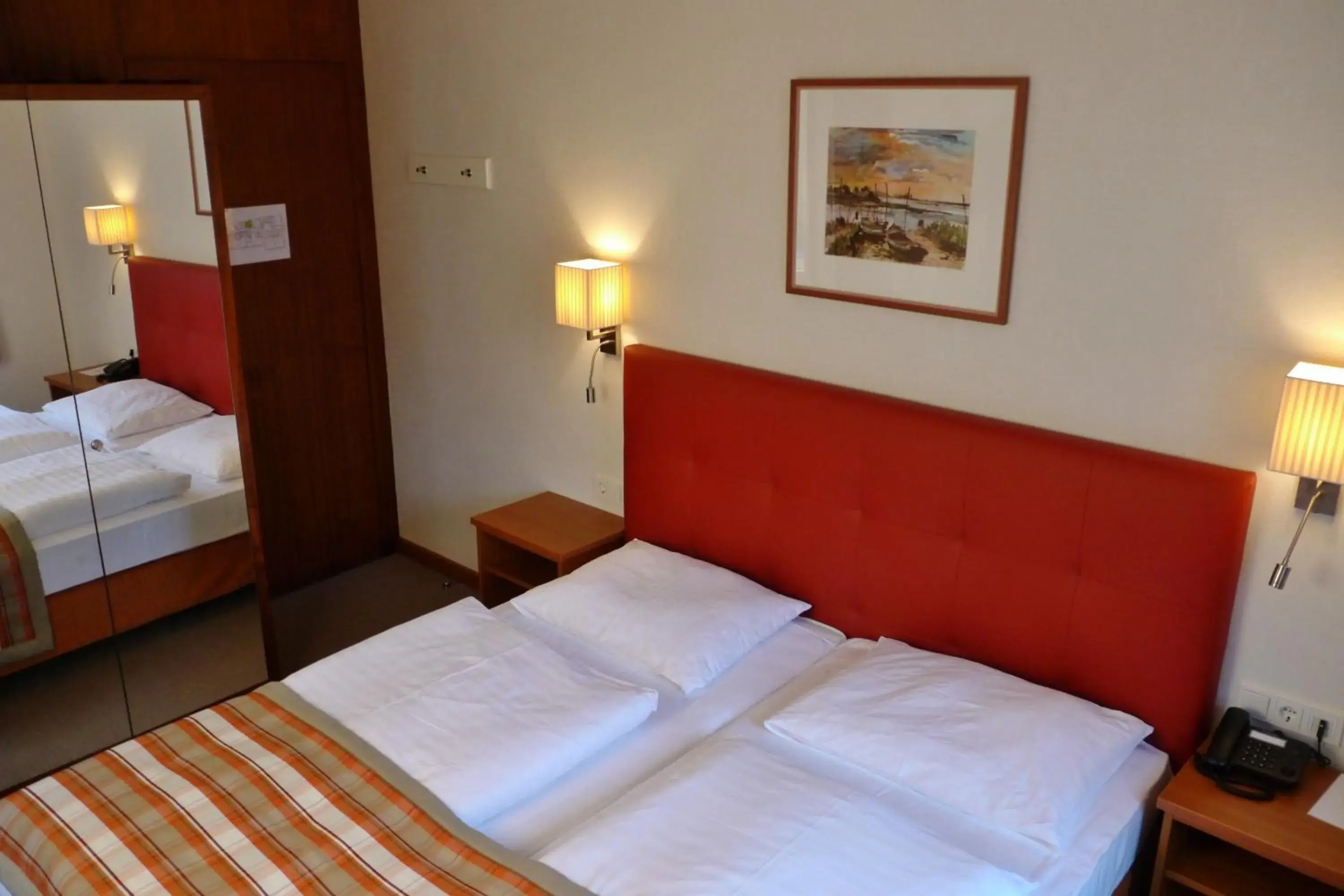 Photo of the whole room, Bed in Hotel Hohenstauffen