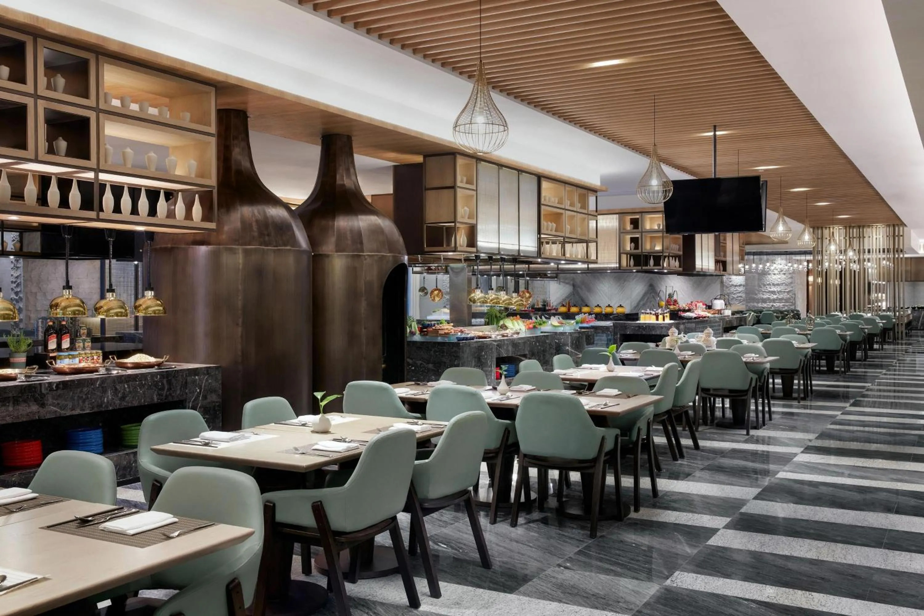 Restaurant/places to eat in Sheraton Kunming