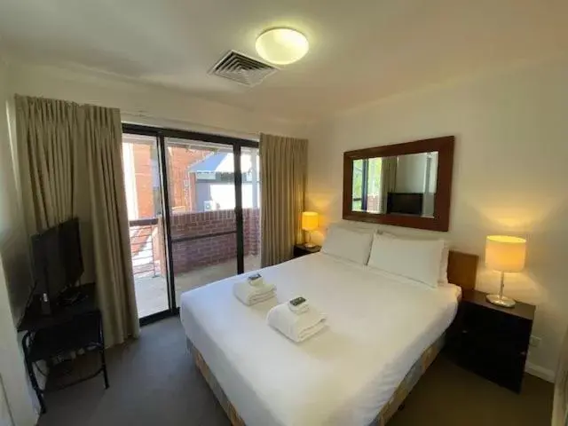 Bed in Darby Park Serviced Residences