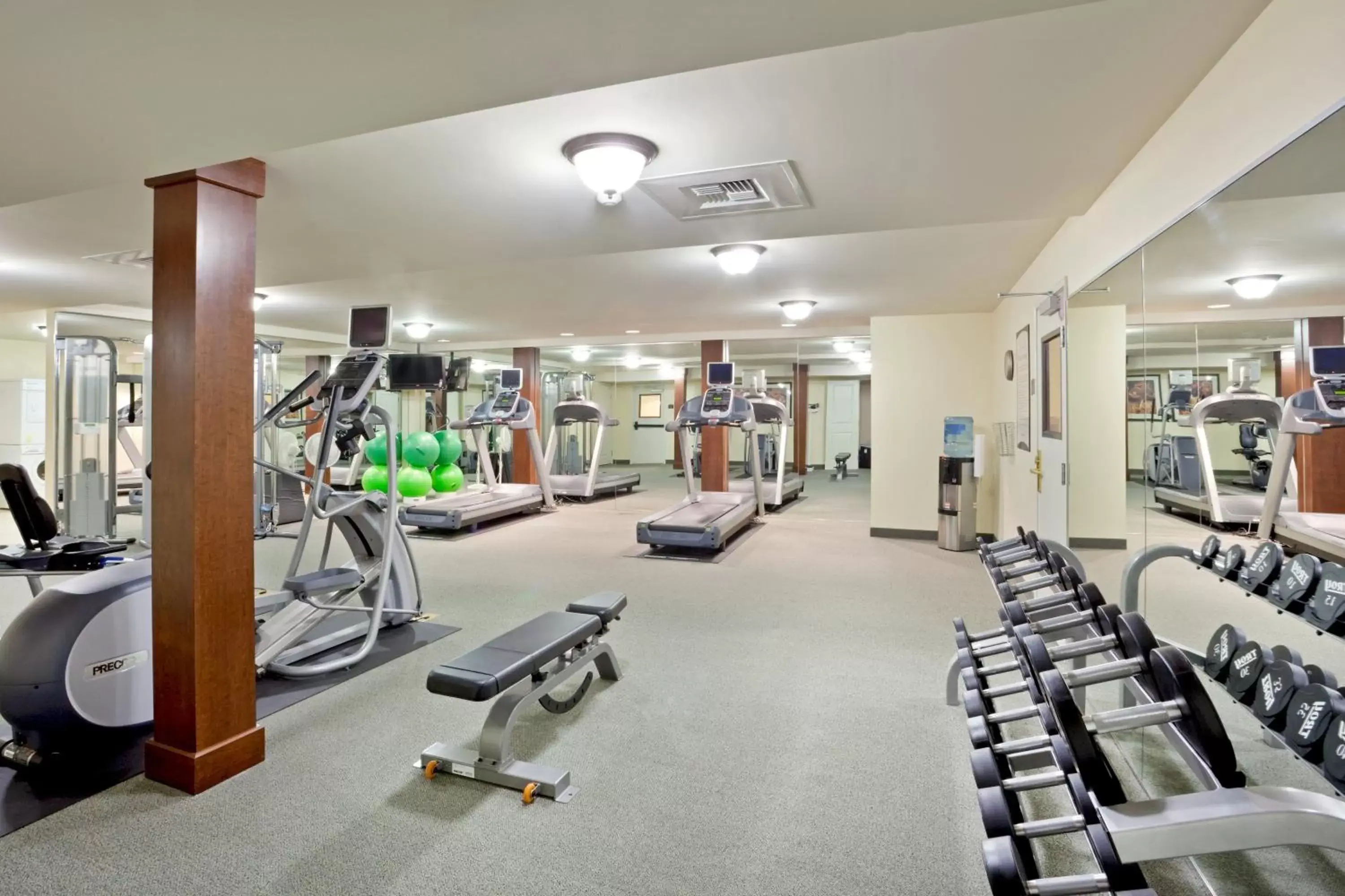 Fitness centre/facilities, Fitness Center/Facilities in Staybridge Suites Everett - Paine Field, an IHG Hotel