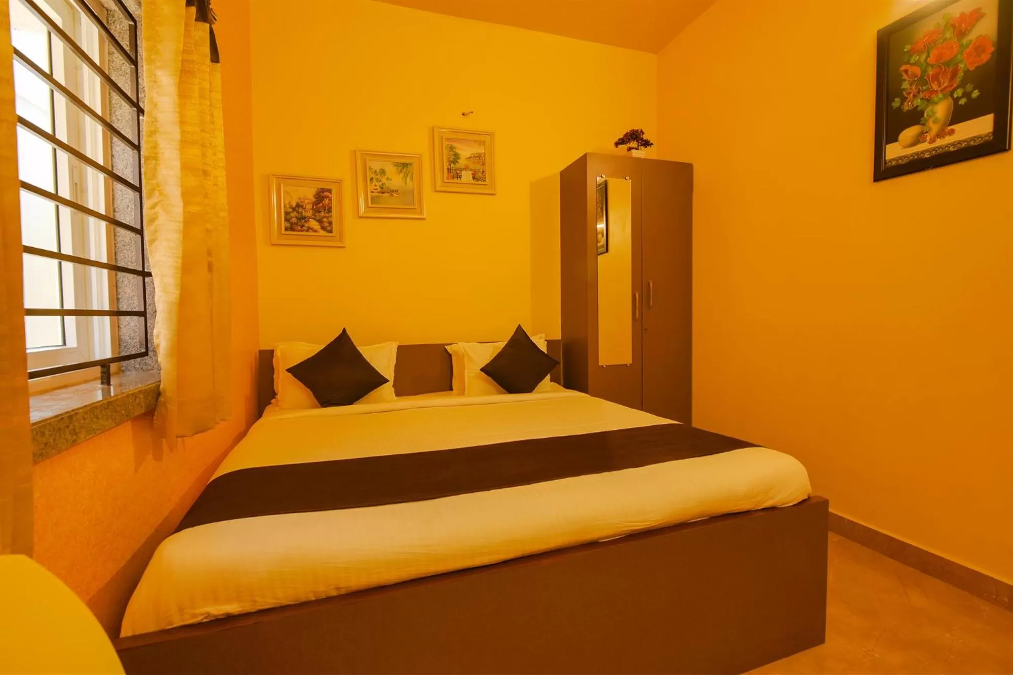 Bedroom, Bed in FabHotel Vijaylakshmi Stay Inn - Nr Chennai International Airport