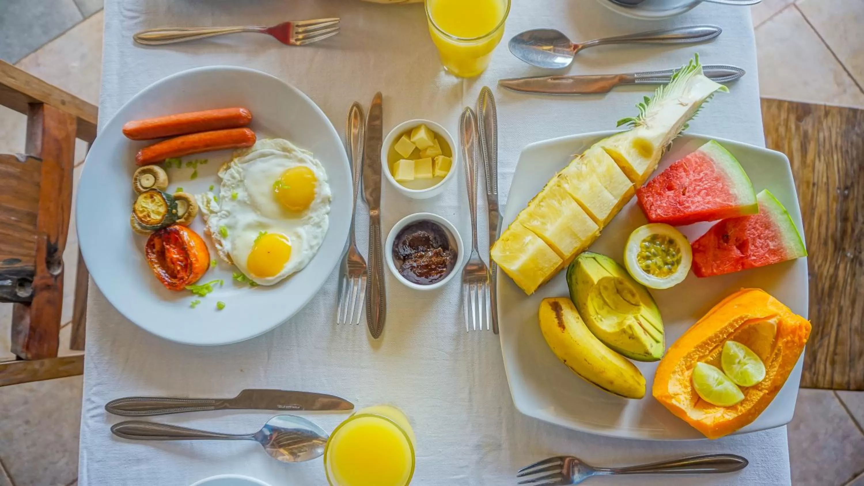 Food and drinks in Tanzanite Beach Resort