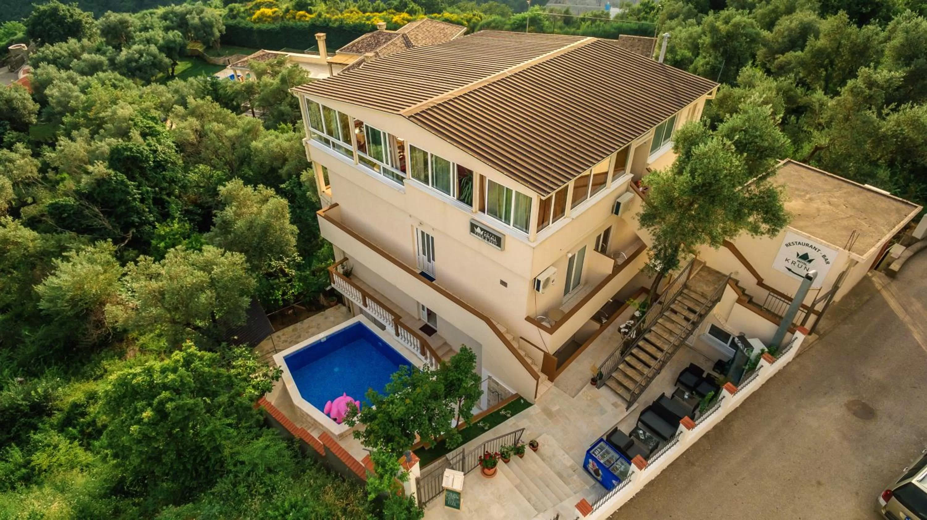 Bird's eye view in " Villa Kruna Lux "