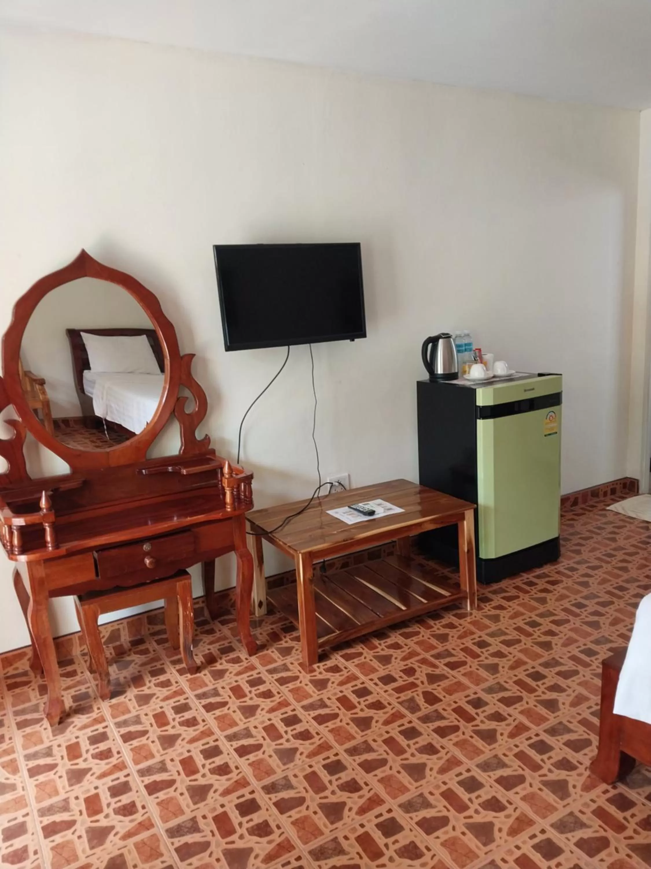 Communal lounge/ TV room, Bed in Sofia Garden Resort