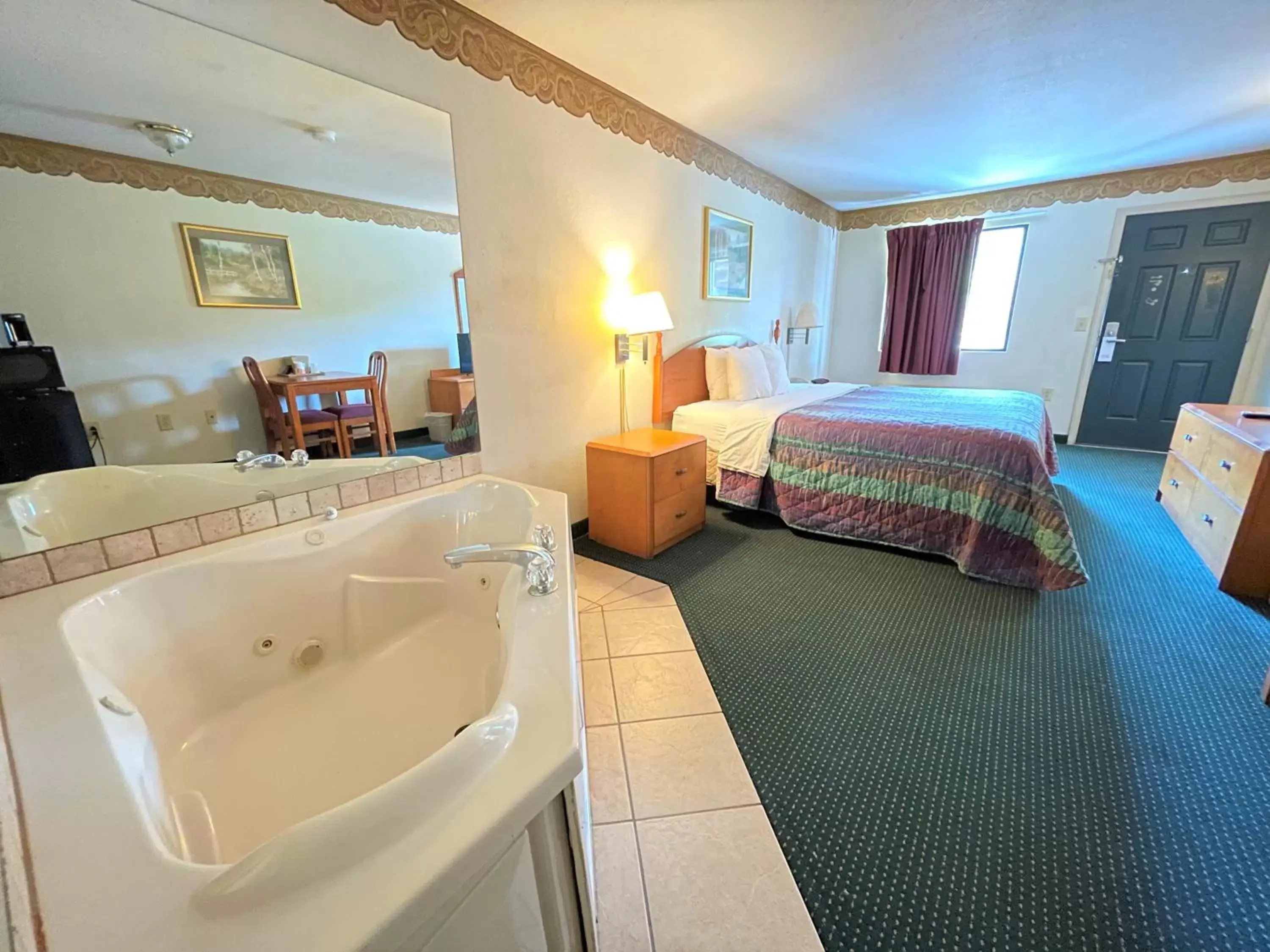 Photo of the whole room, Bathroom in Rodeway Inn