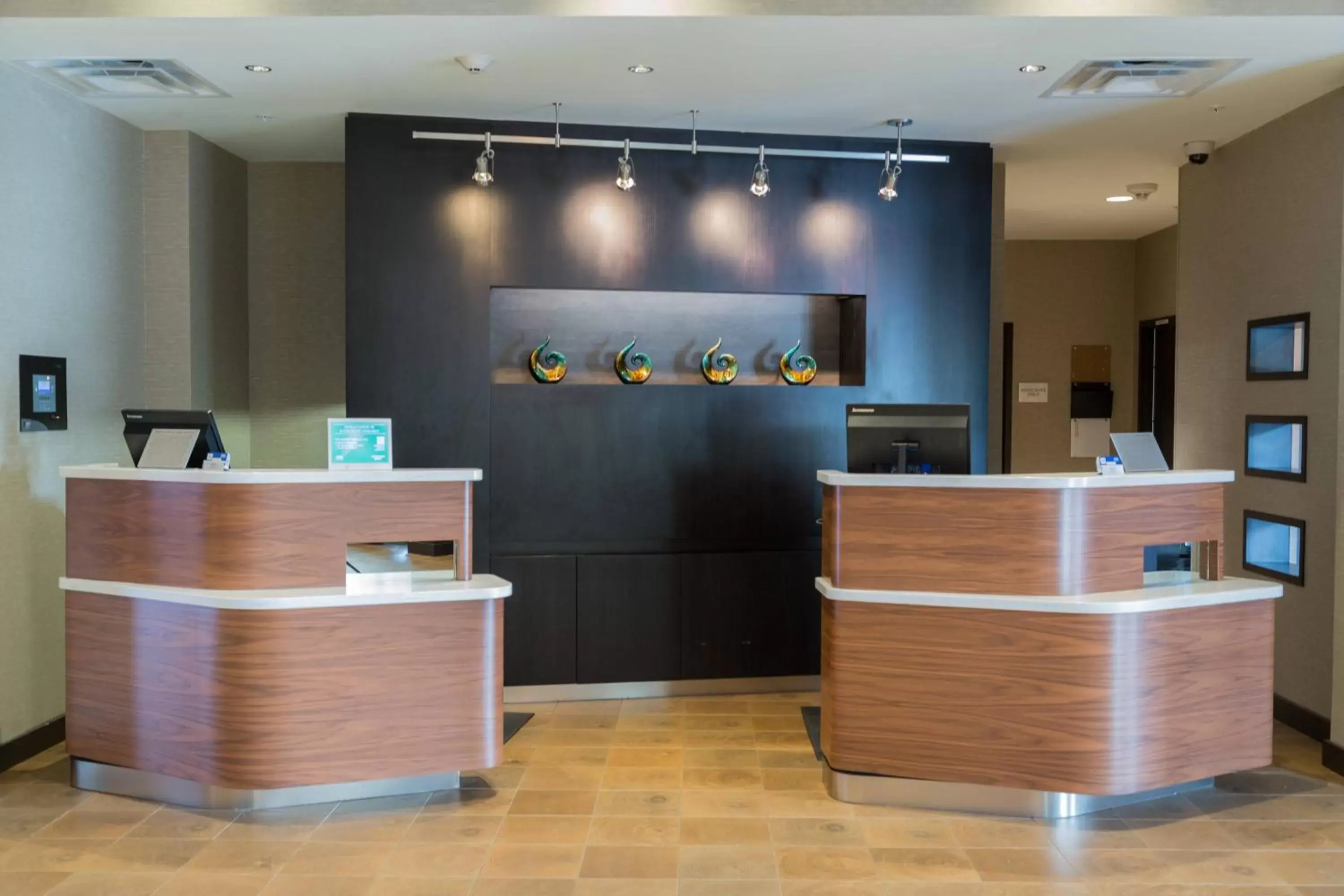 Property building, Lobby/Reception in Courtyard by Marriott Morgantown