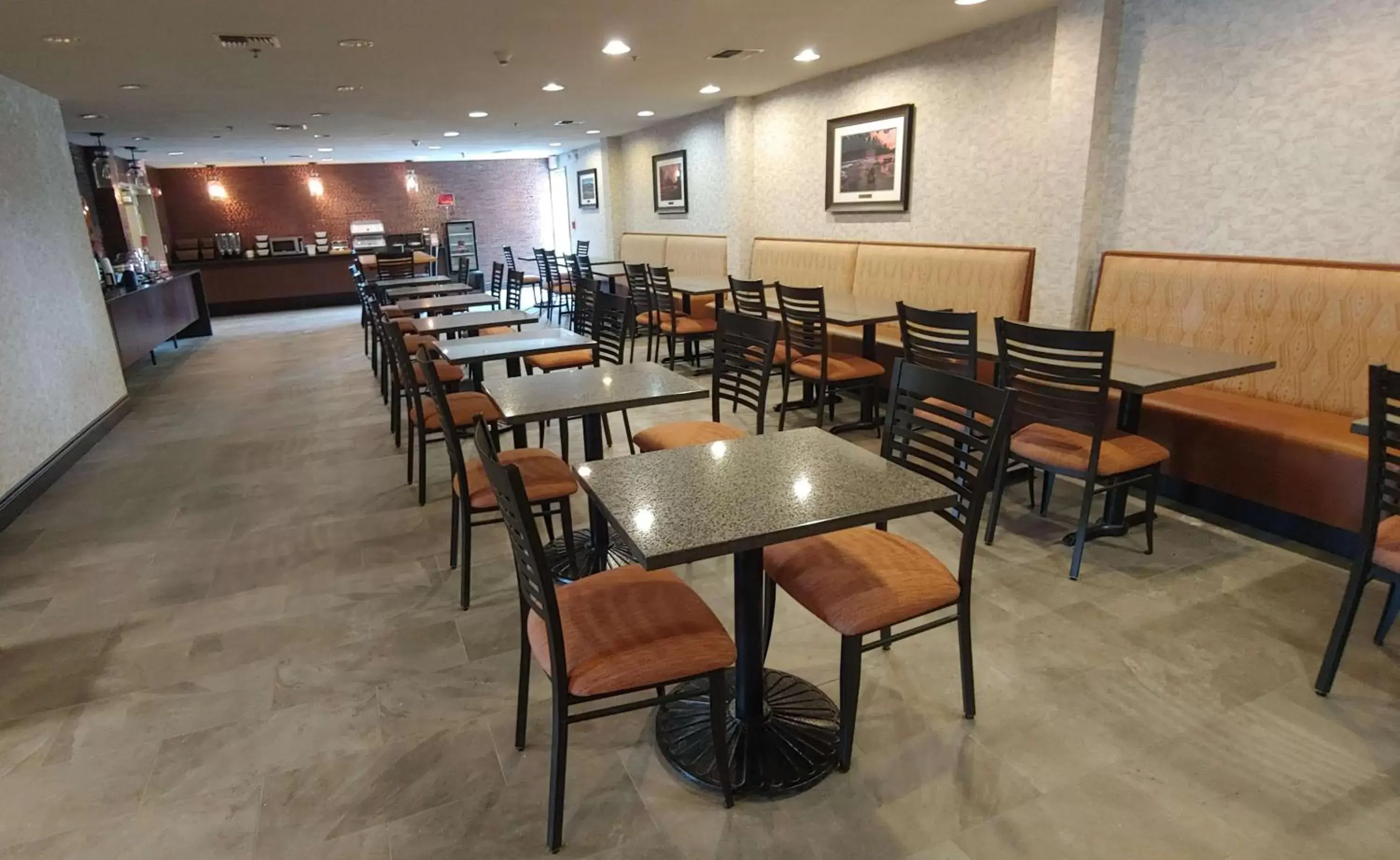 Restaurant/Places to Eat in Best Western Plus Bend North