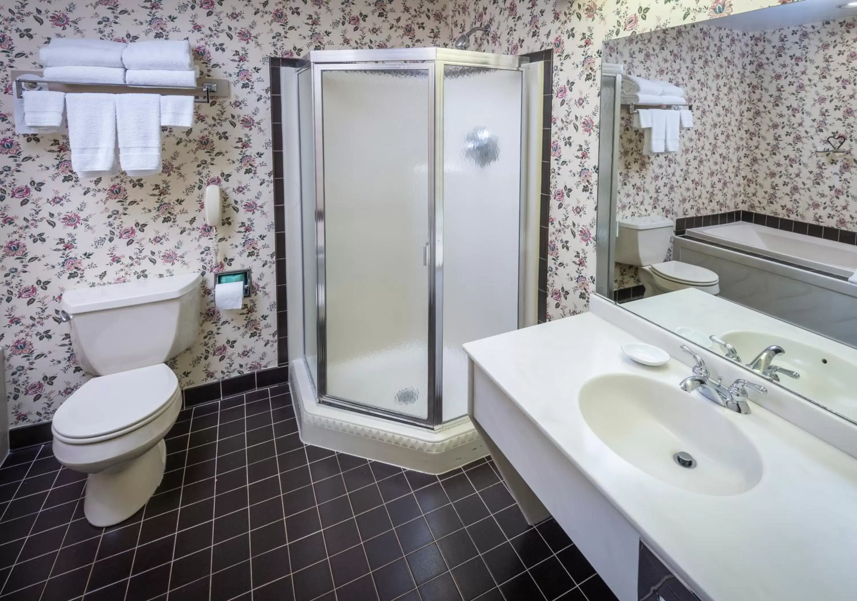 Bathroom in Brandywine River Hotel