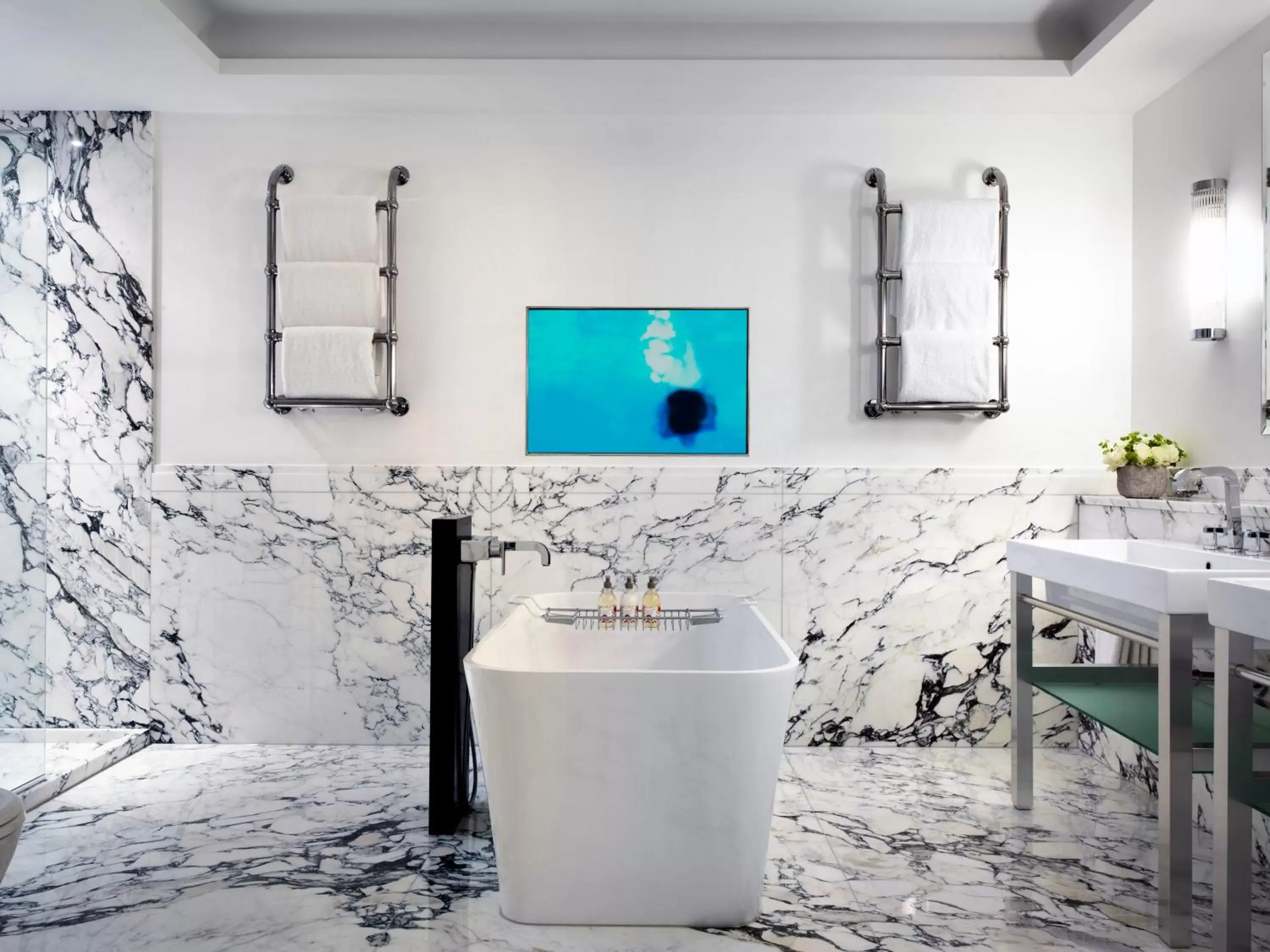 Bathroom, TV/Entertainment Center in The Soho Hotel, Firmdale Hotels