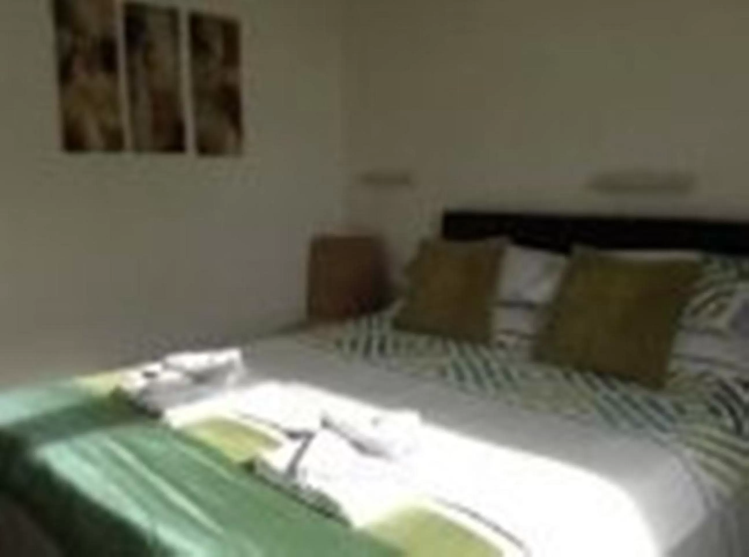 Summer, Bed in Legends Hotel