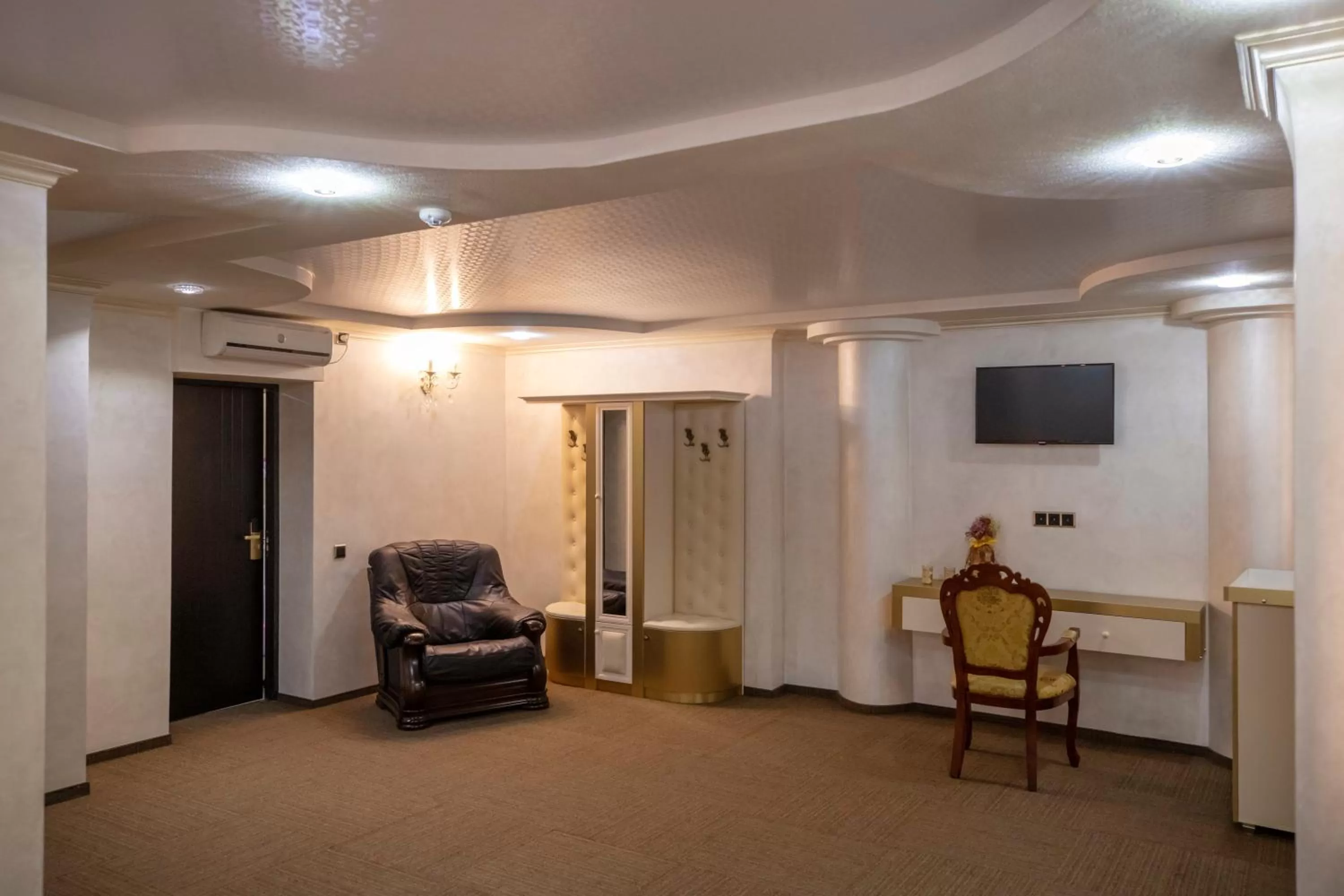 Other in Georgia Gold