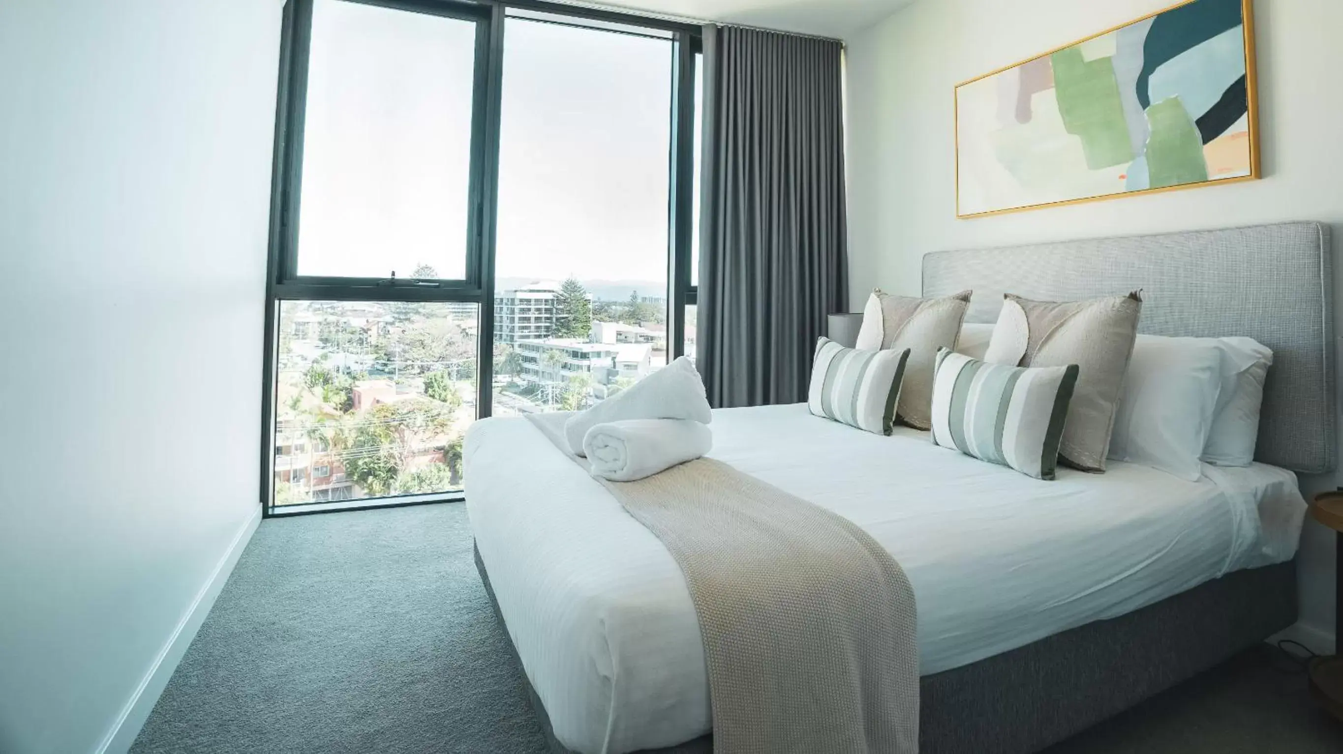 Bedroom, Bed in Vue Broadbeach