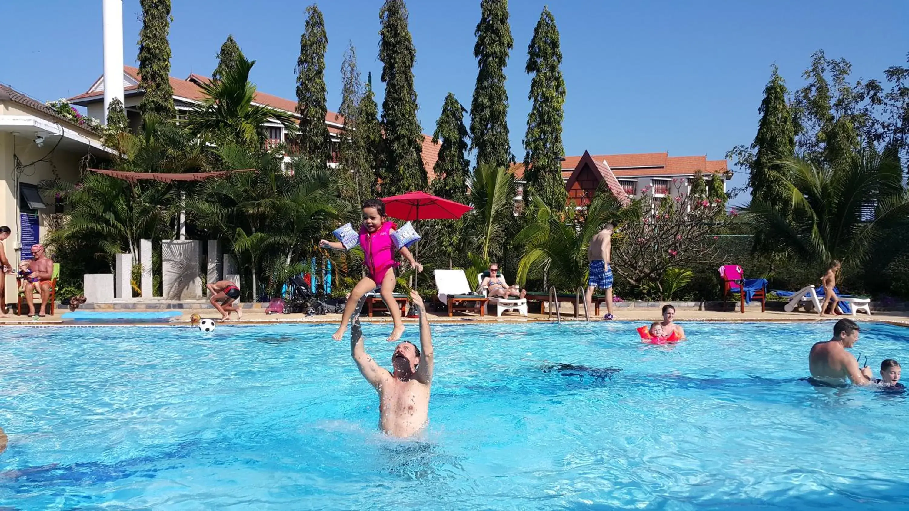 Swimming Pool in Oasis Garden & Pool Villa at VIP Resort