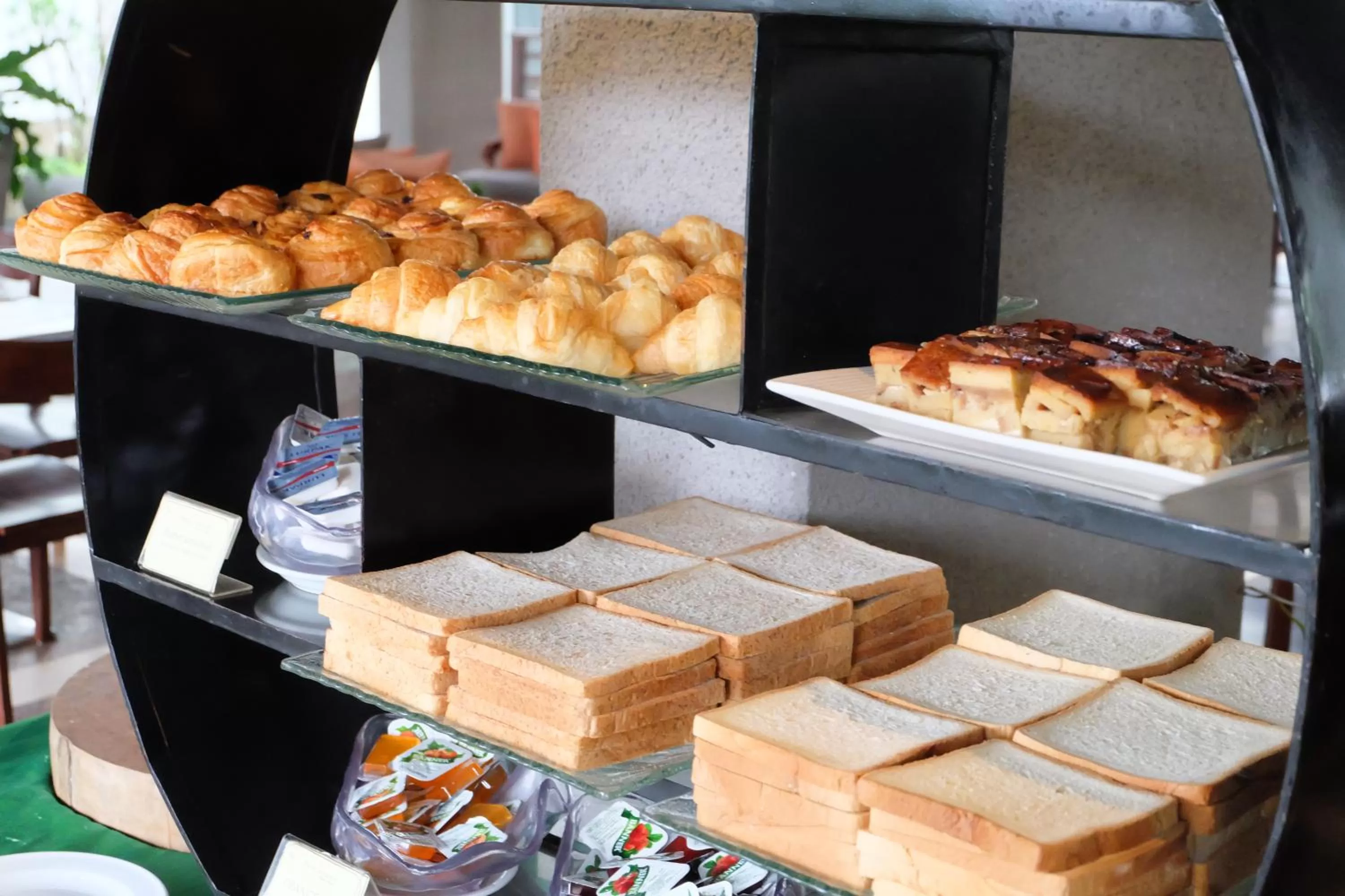 Breakfast in Sun Island Hotel & Spa Kuta