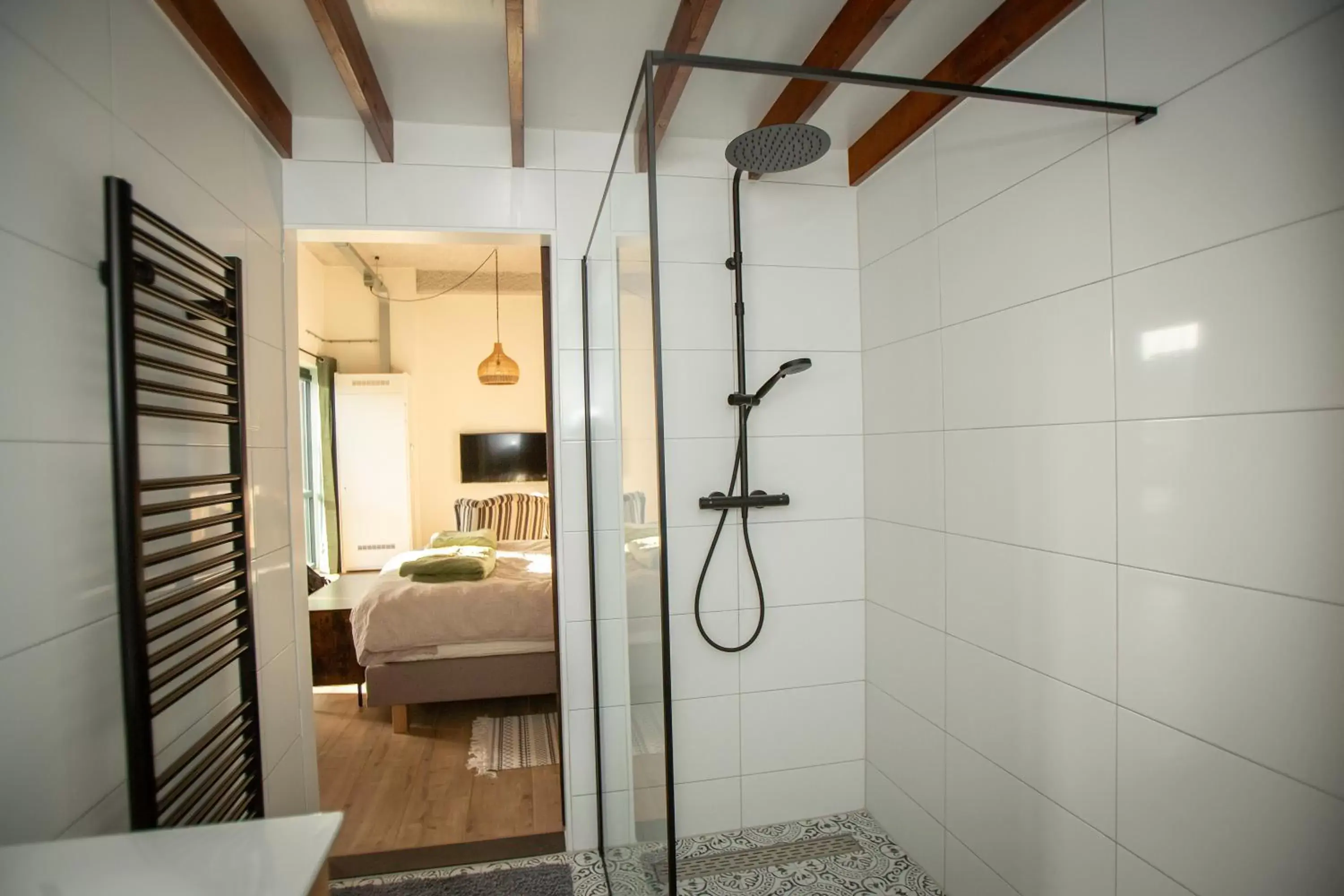 Shower, Bathroom in Bed & Breakfast Bakker Meijer